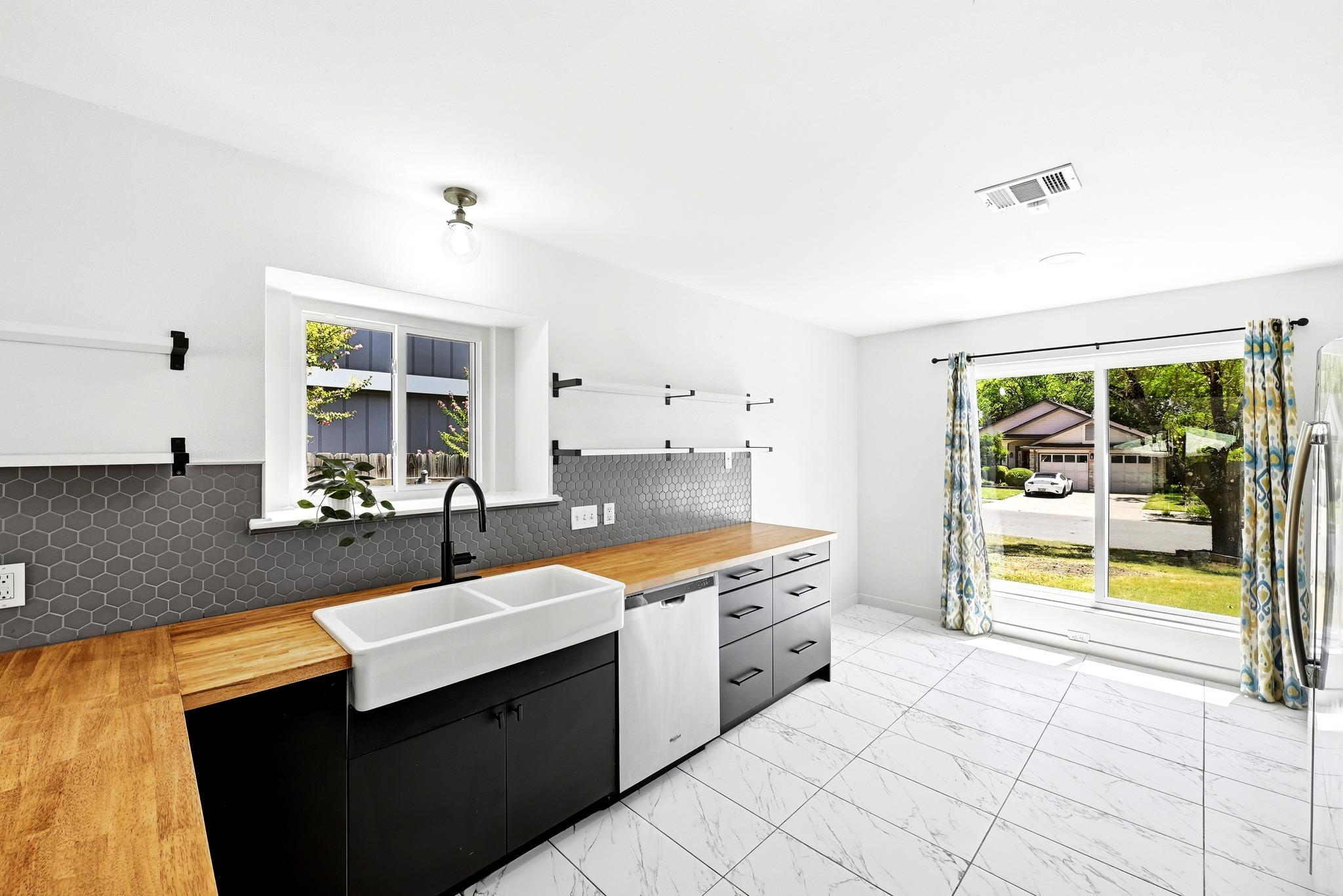 7912  Finch Trl, photo 11