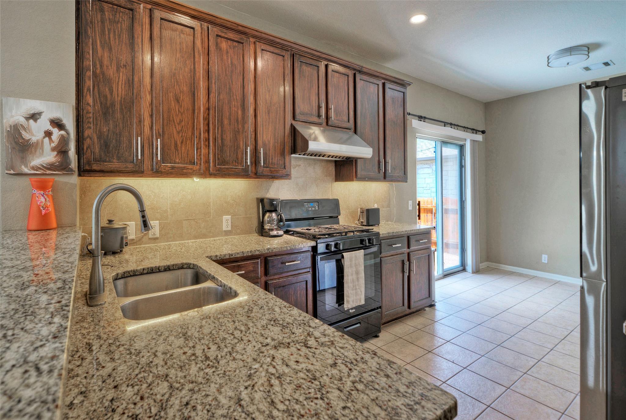 4040  Cargill Dr, photo 10