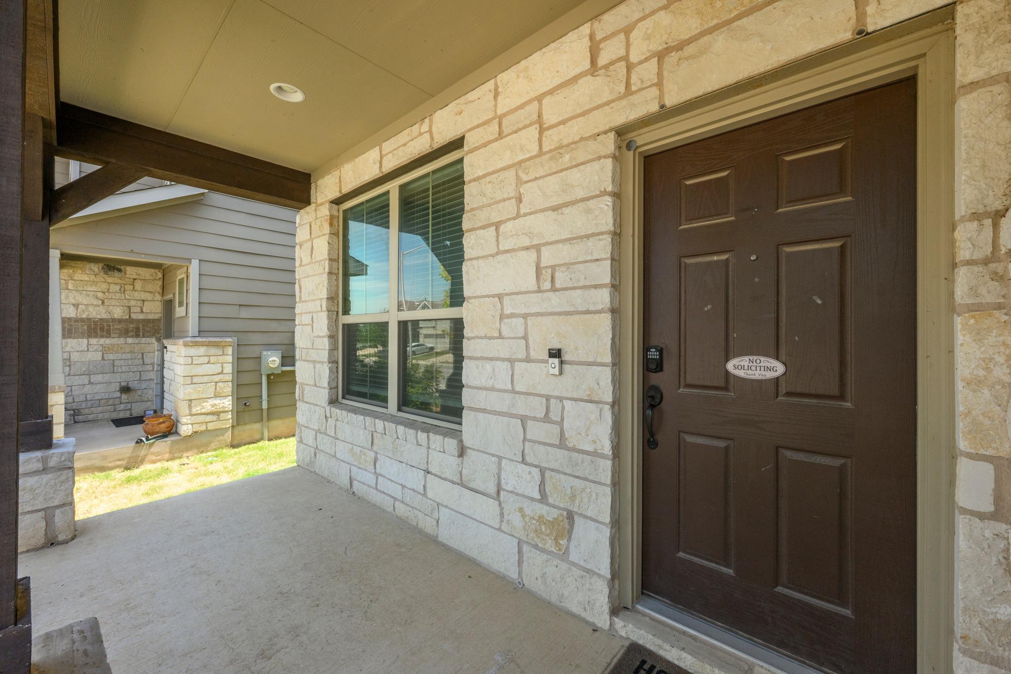 16011  Windroot St, photo 4