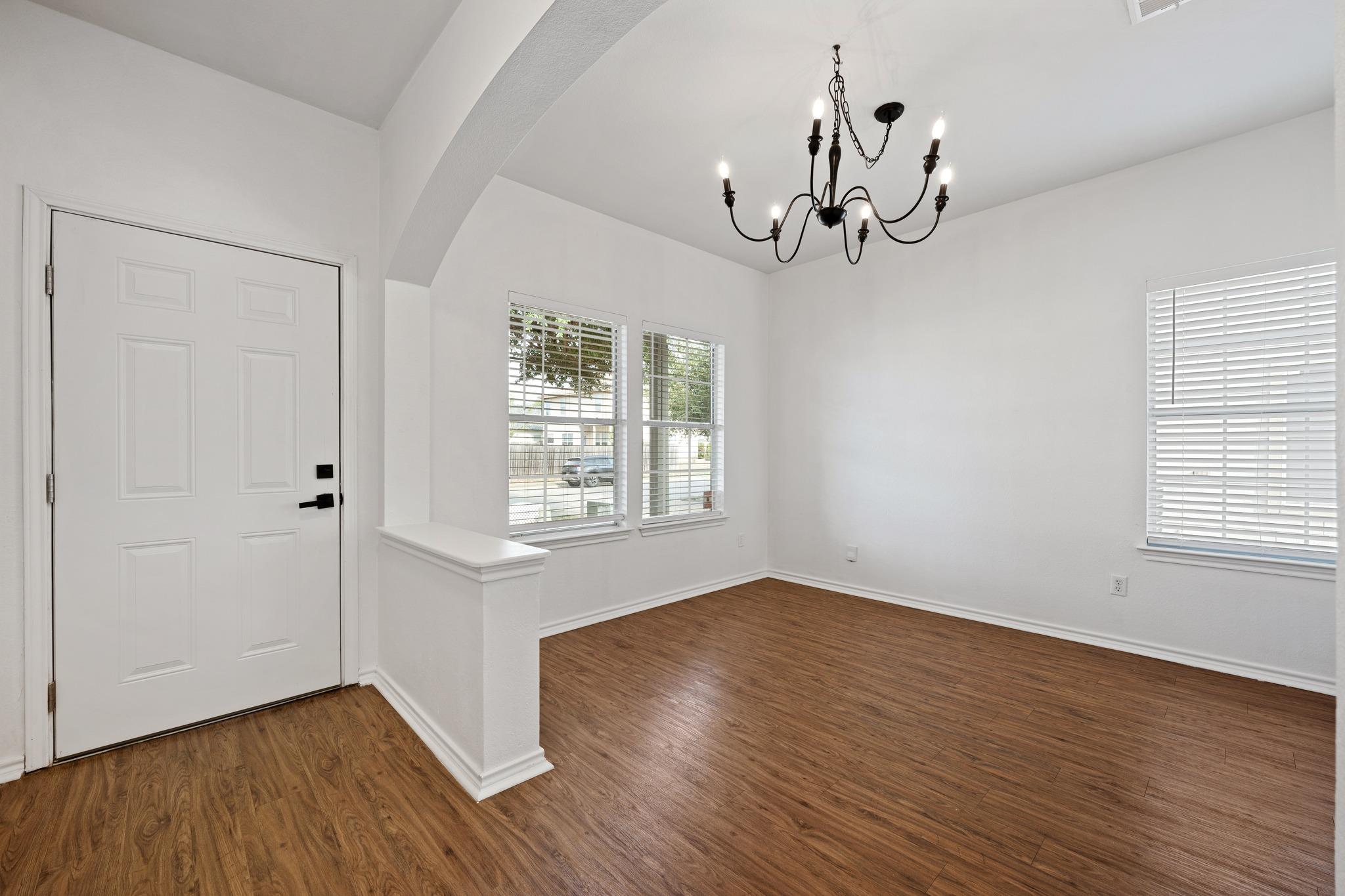 12103  Bastrop St, photo 5