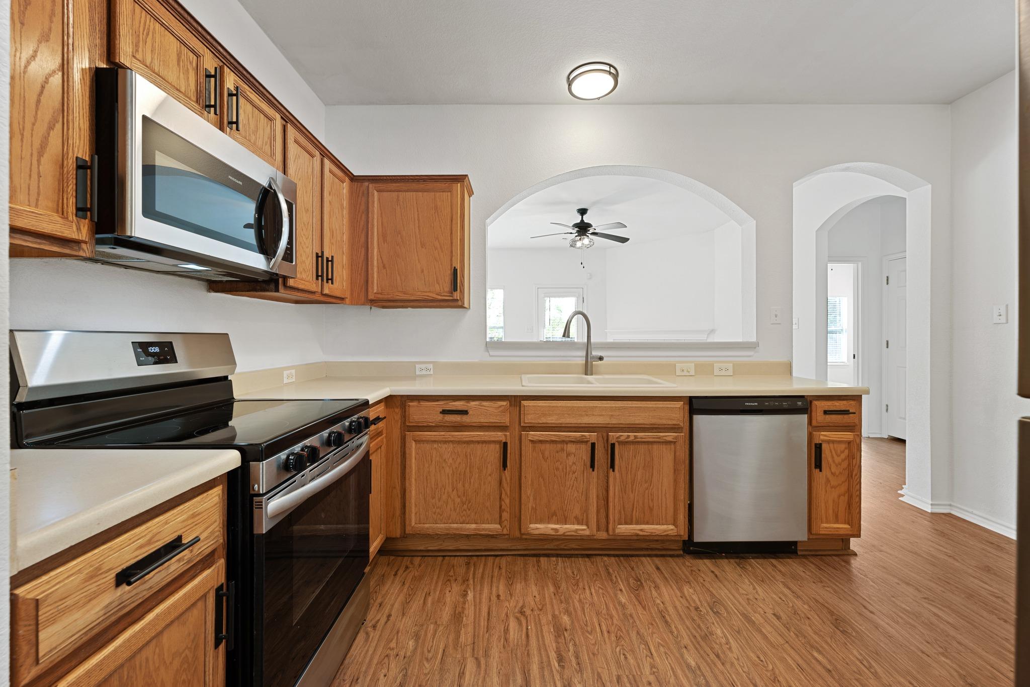 12103  Bastrop St, photo 8