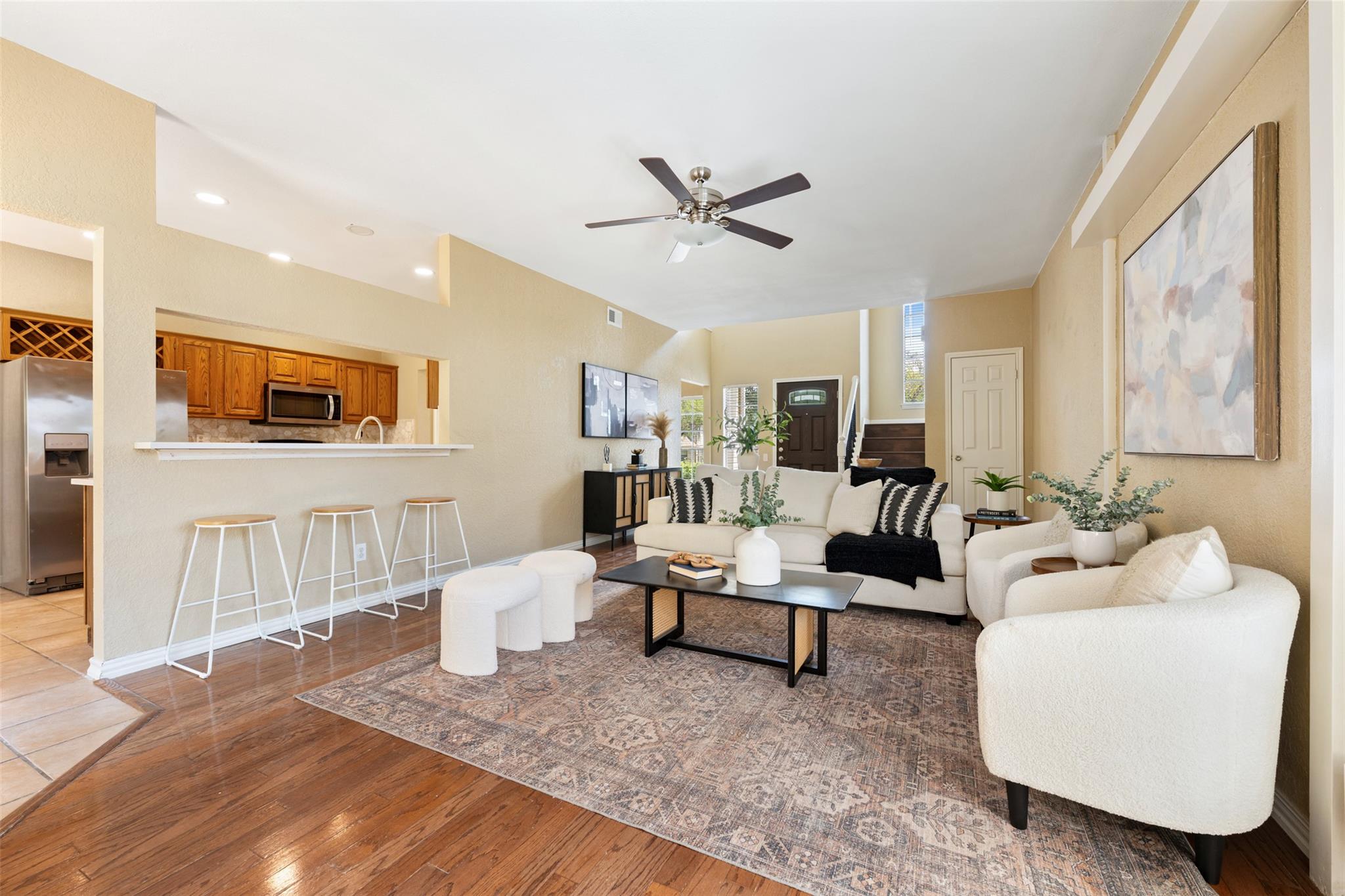 2148  Surrender Ave, photo 9