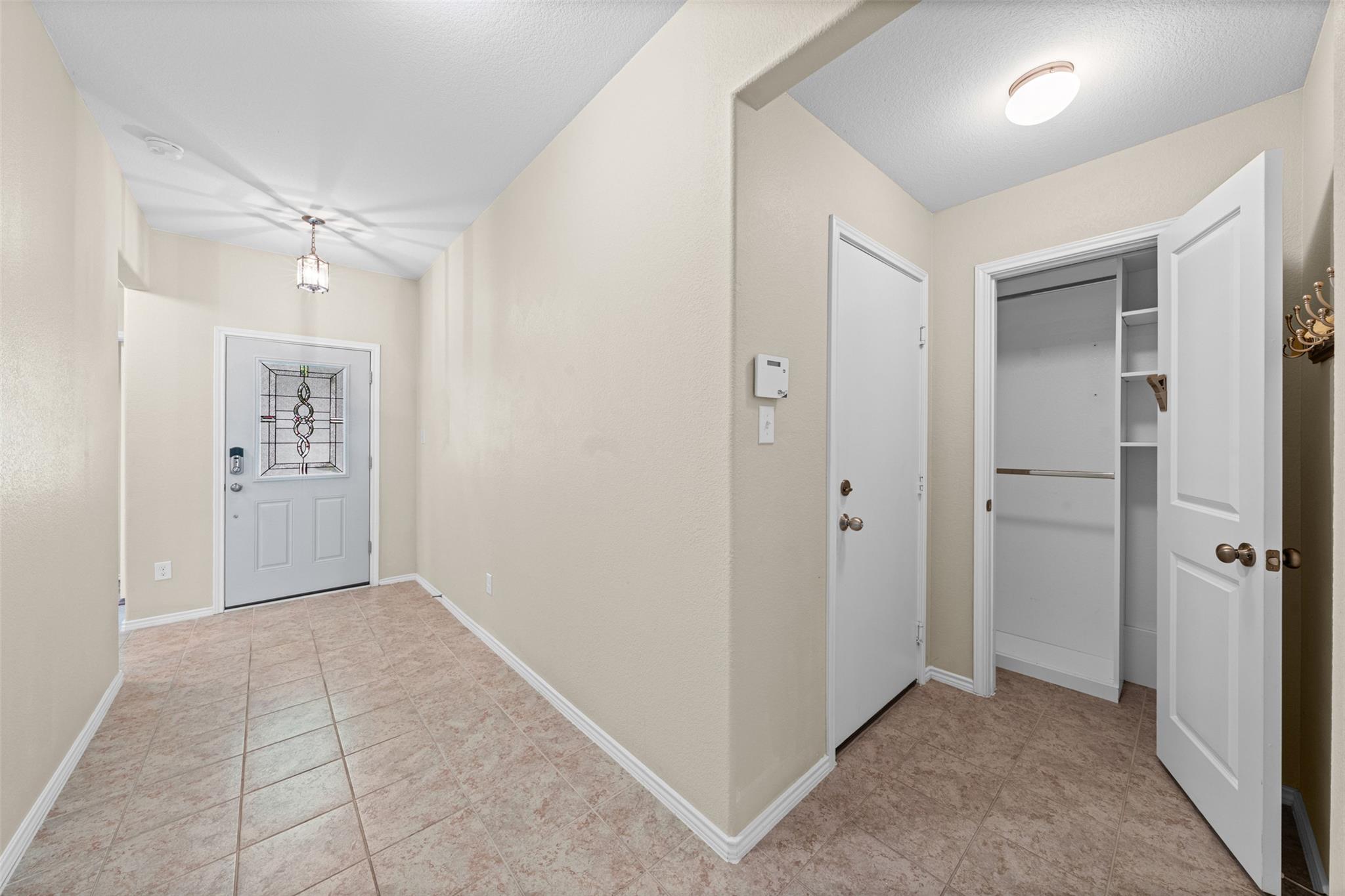 912  Wolcott Dr, photo 6