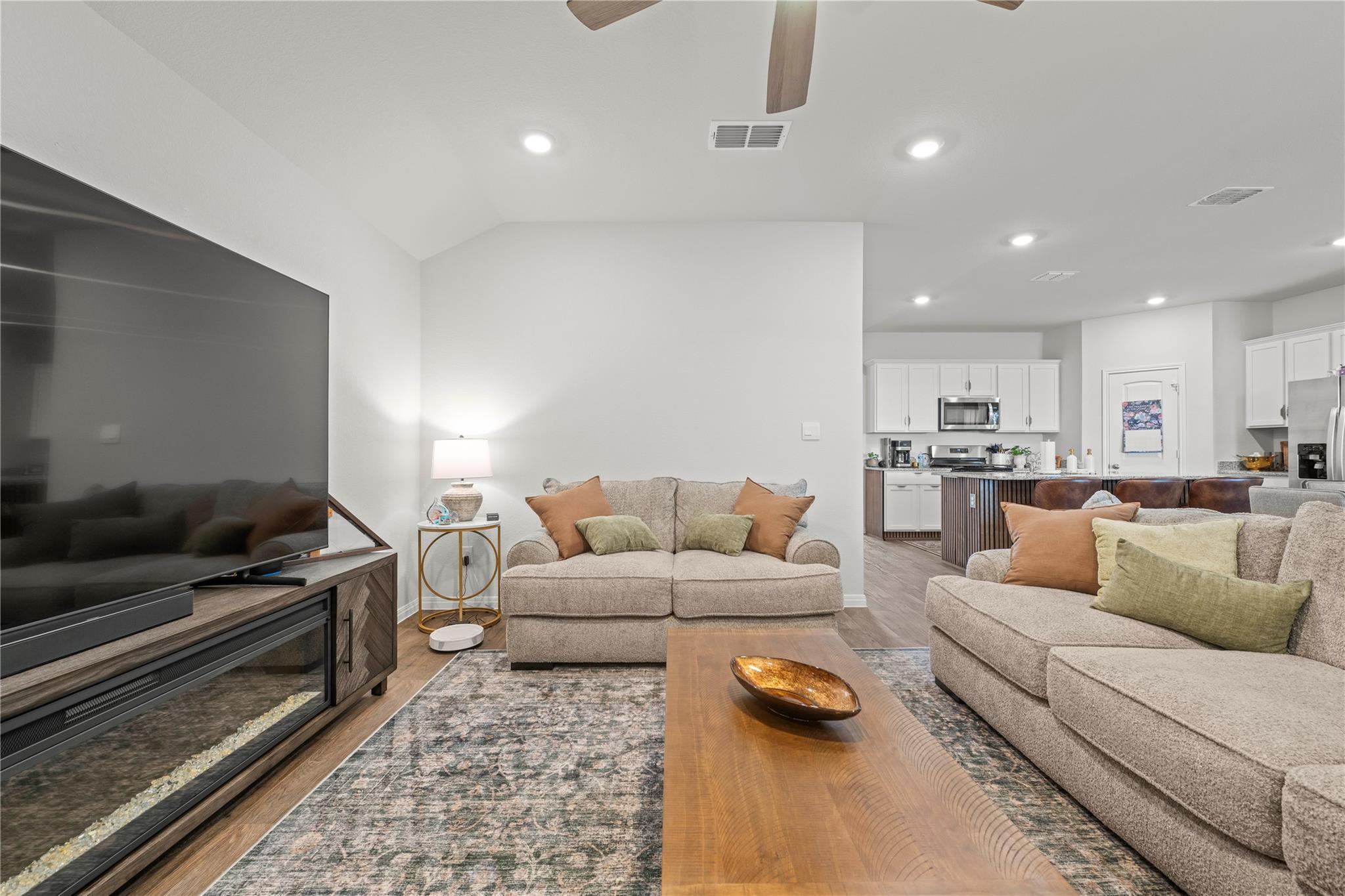 14005  Carper Dr, photo 7
