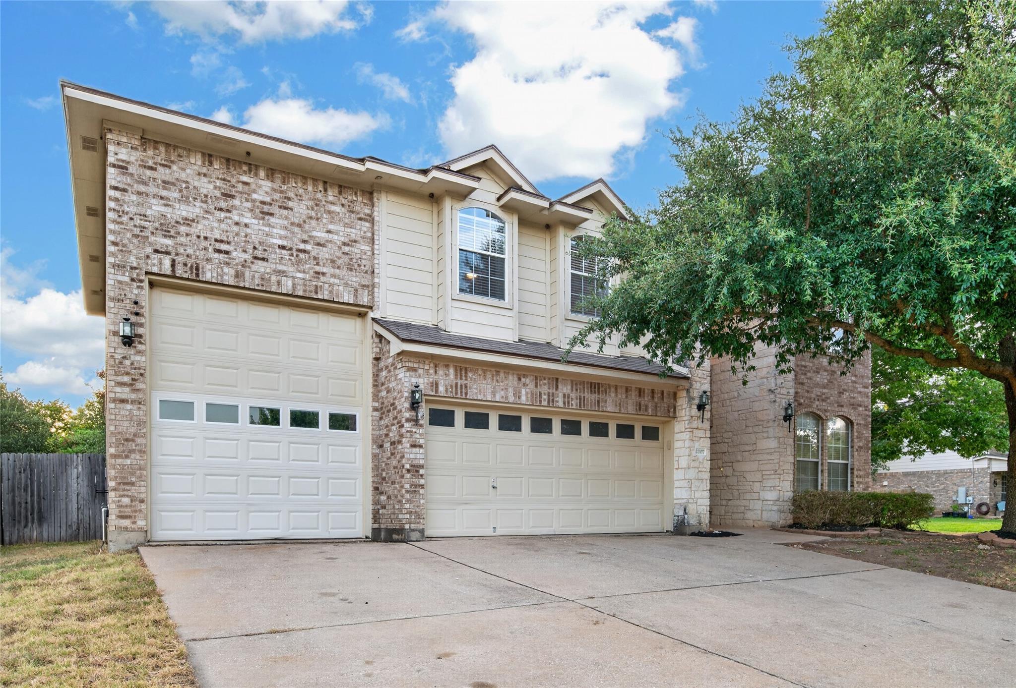 2207  Brittway Ln, photo 2