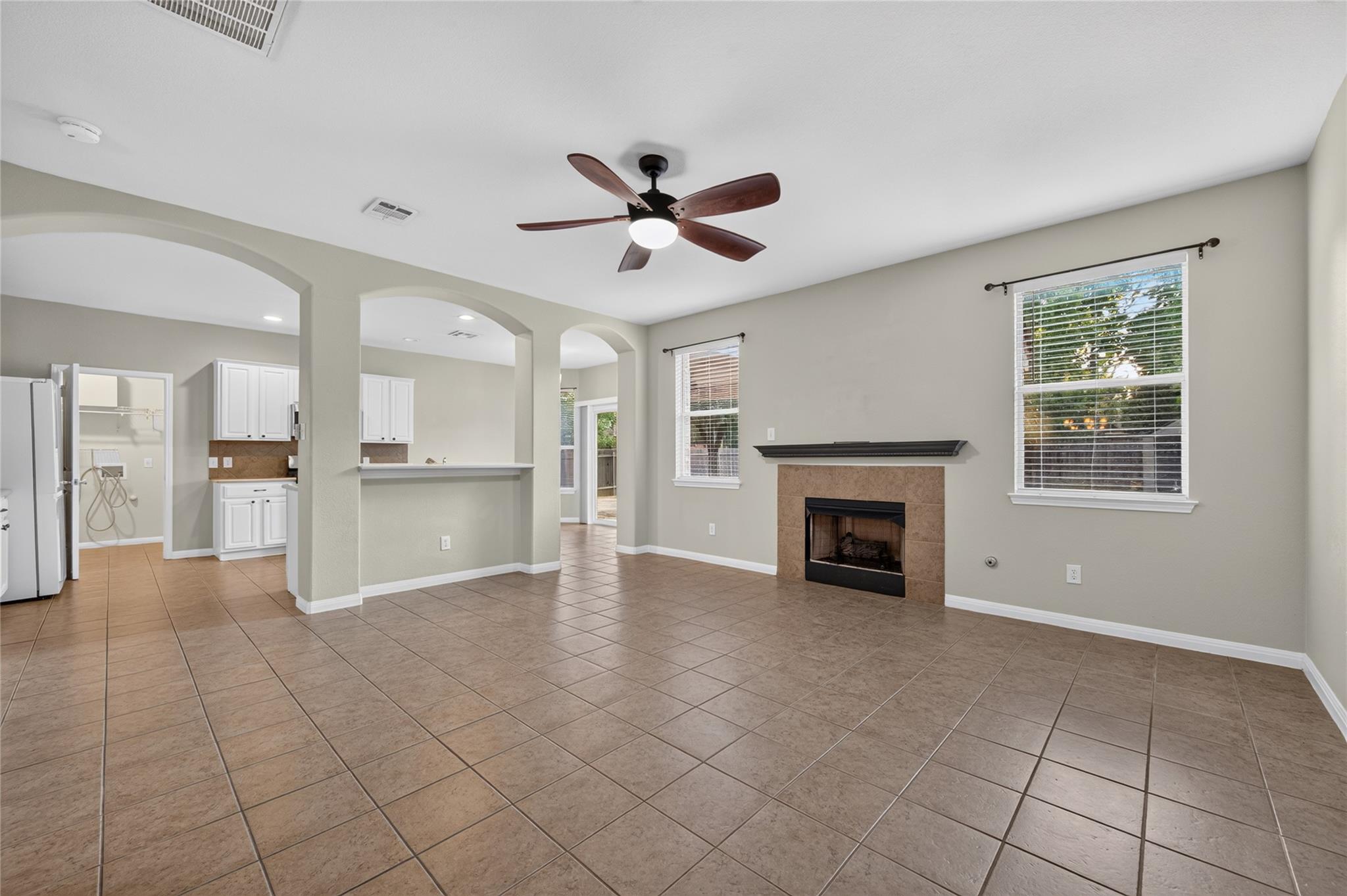 2207  Brittway Ln, photo 6