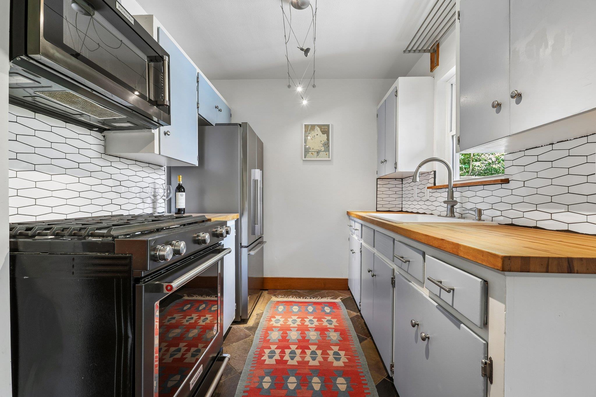 200  La Vista St, photo 9
