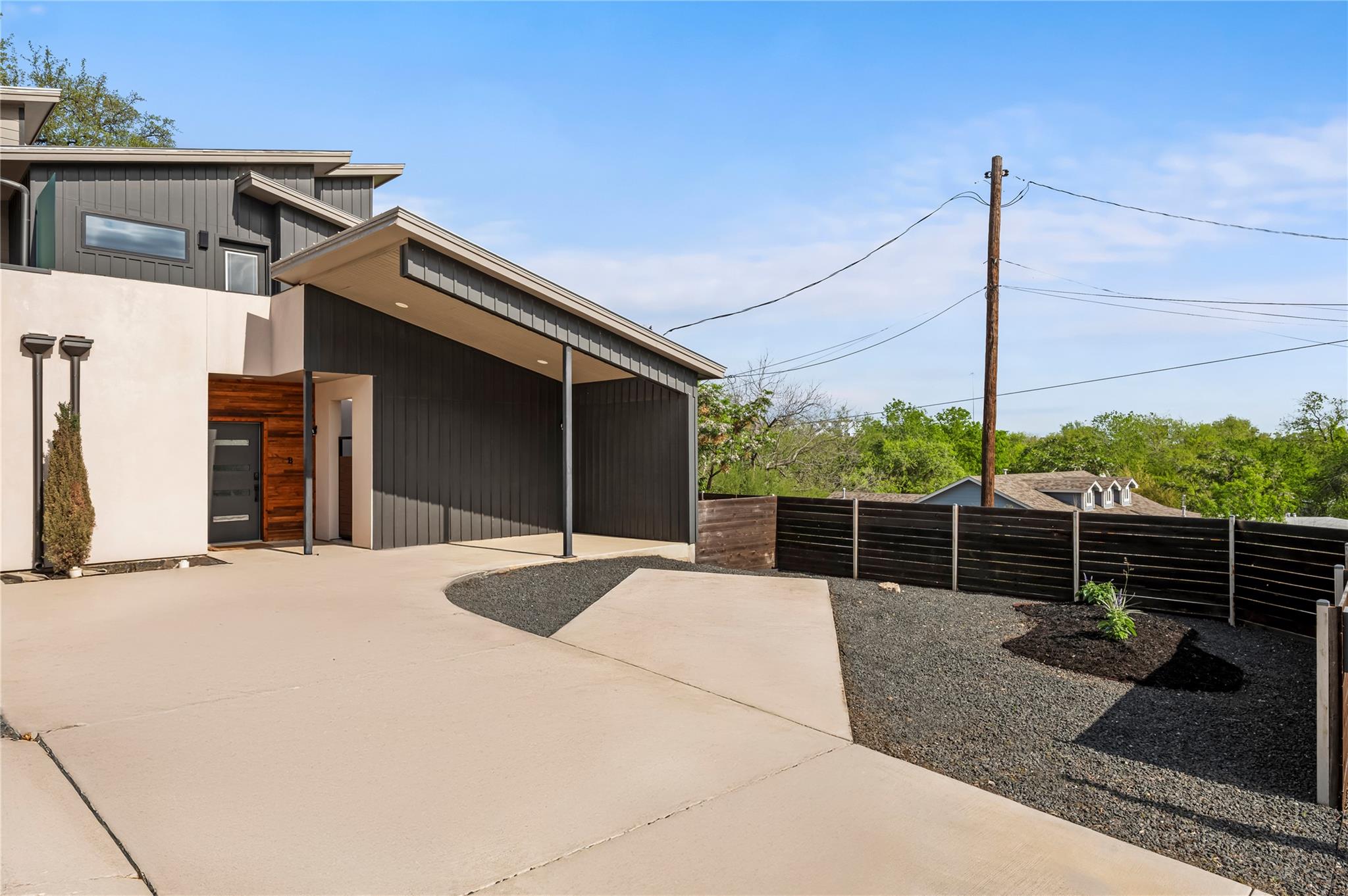 4400  Mount Vernon Dr  #B, photo 3
