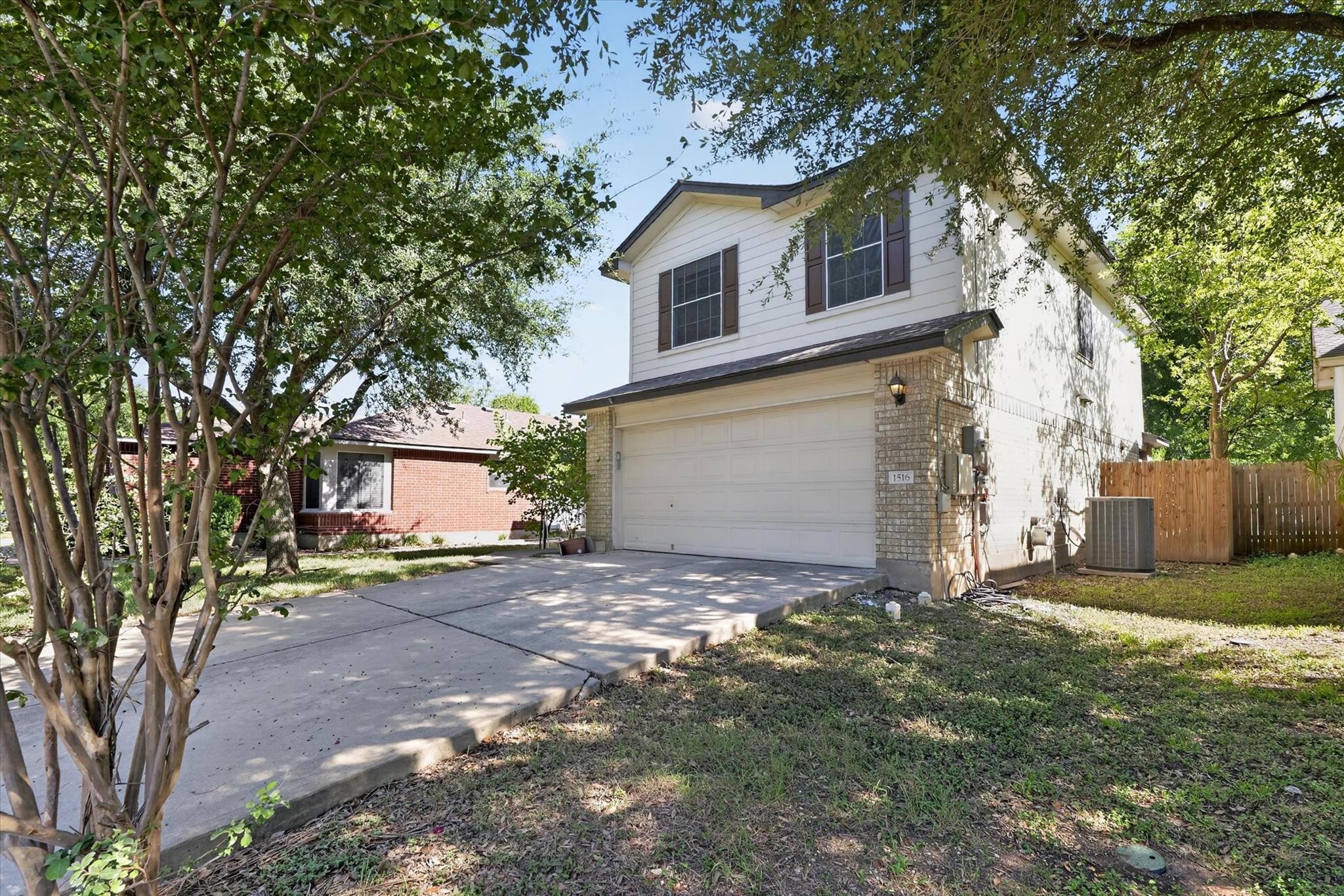 1516  Sleepytime Trl, photo 2