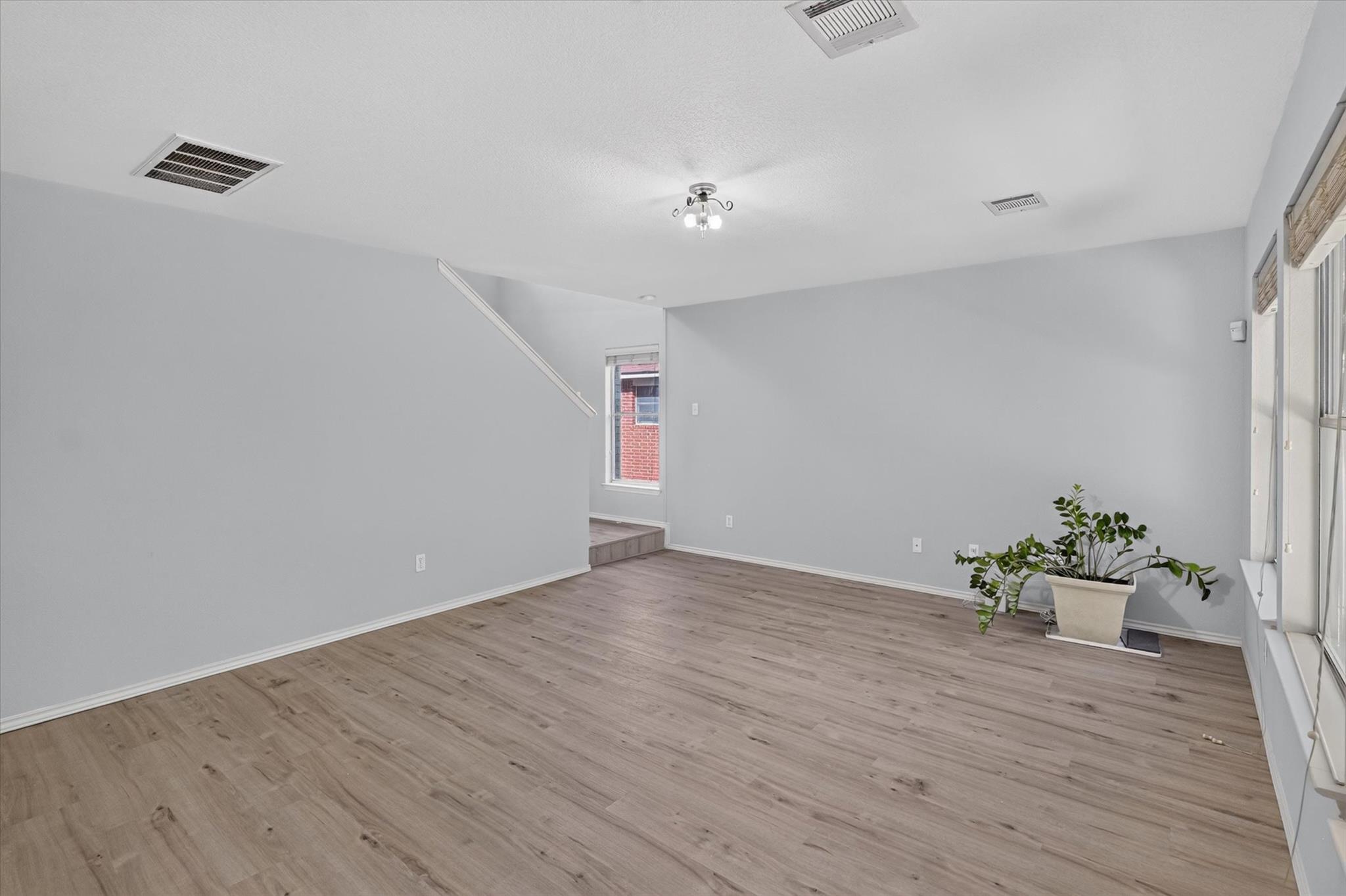 1516  Sleepytime Trl, photo 9