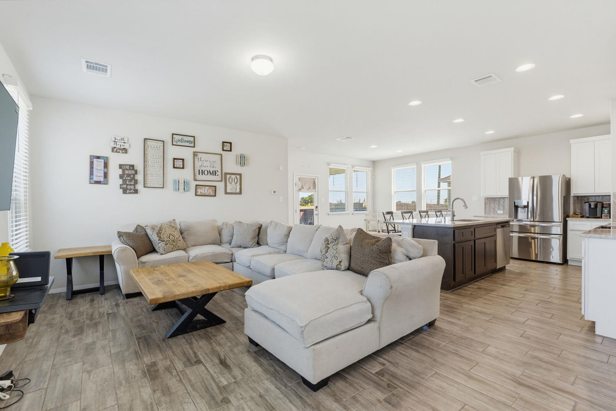 120  Blue Agate Ct, photo 4