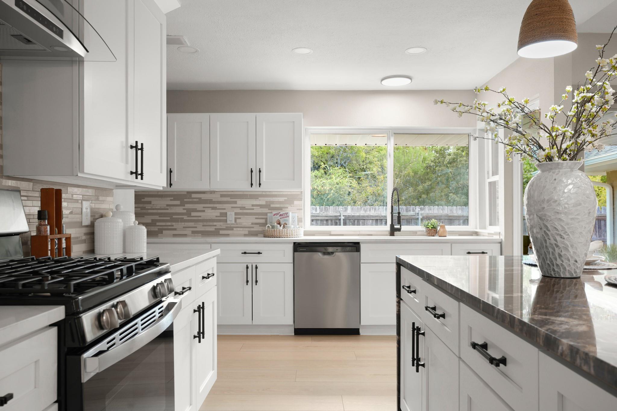 1102  Inland Grn, photo 9