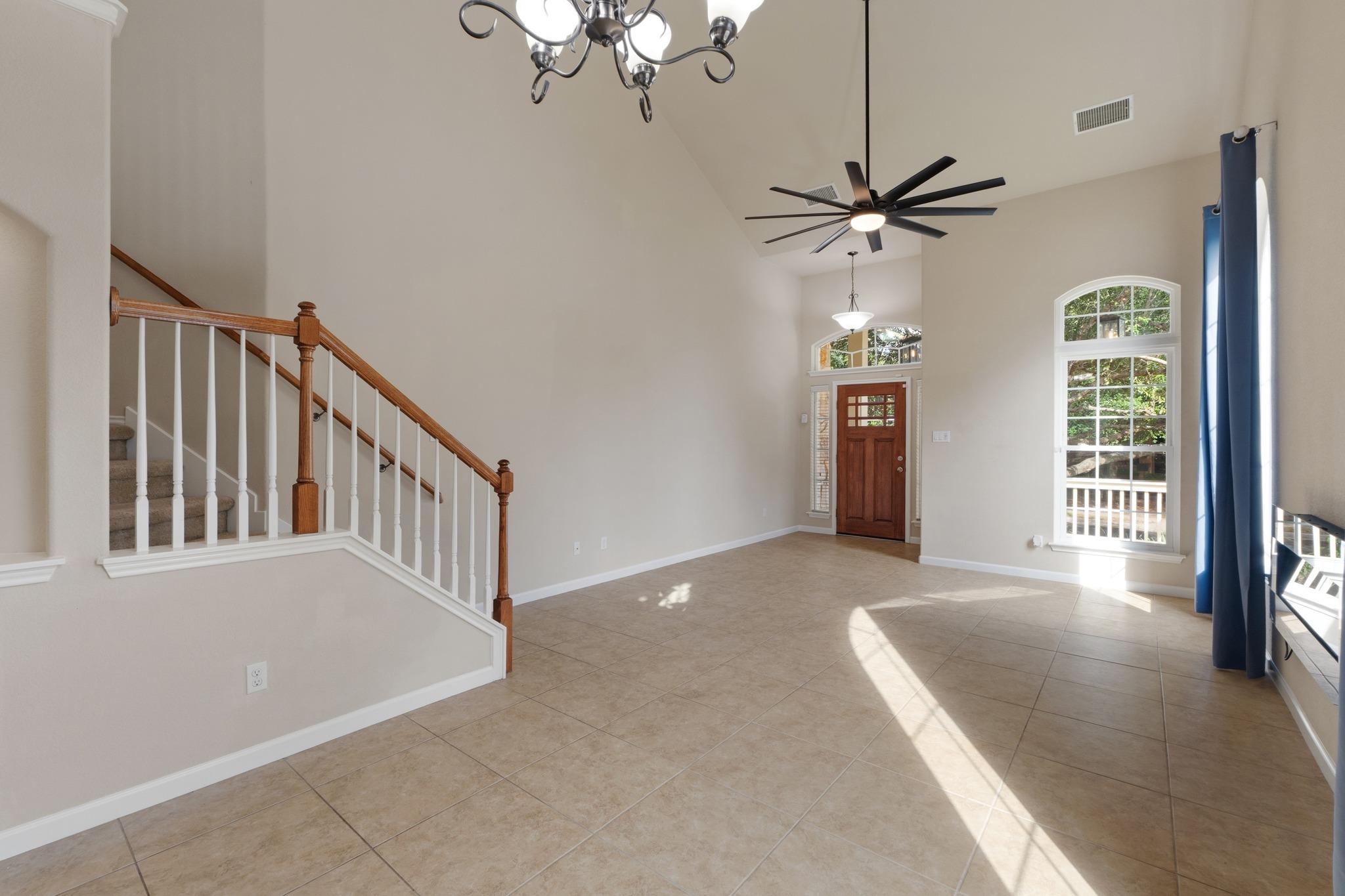 1625  Rockland Dr, photo 7