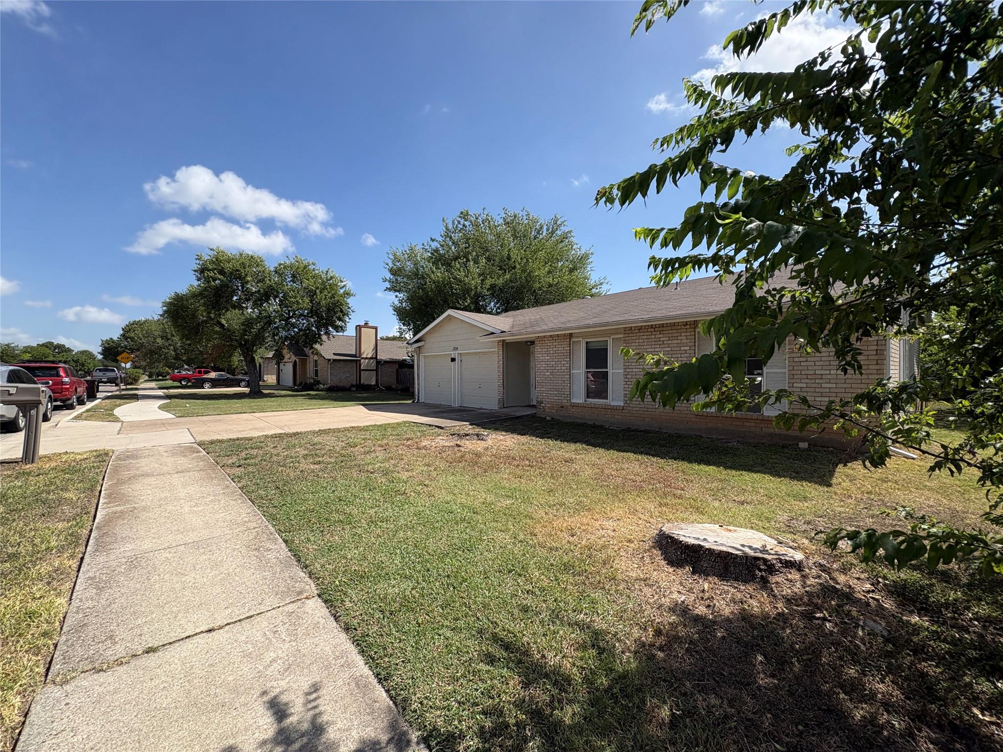 1709 W Mesa Park Dr, photo 2