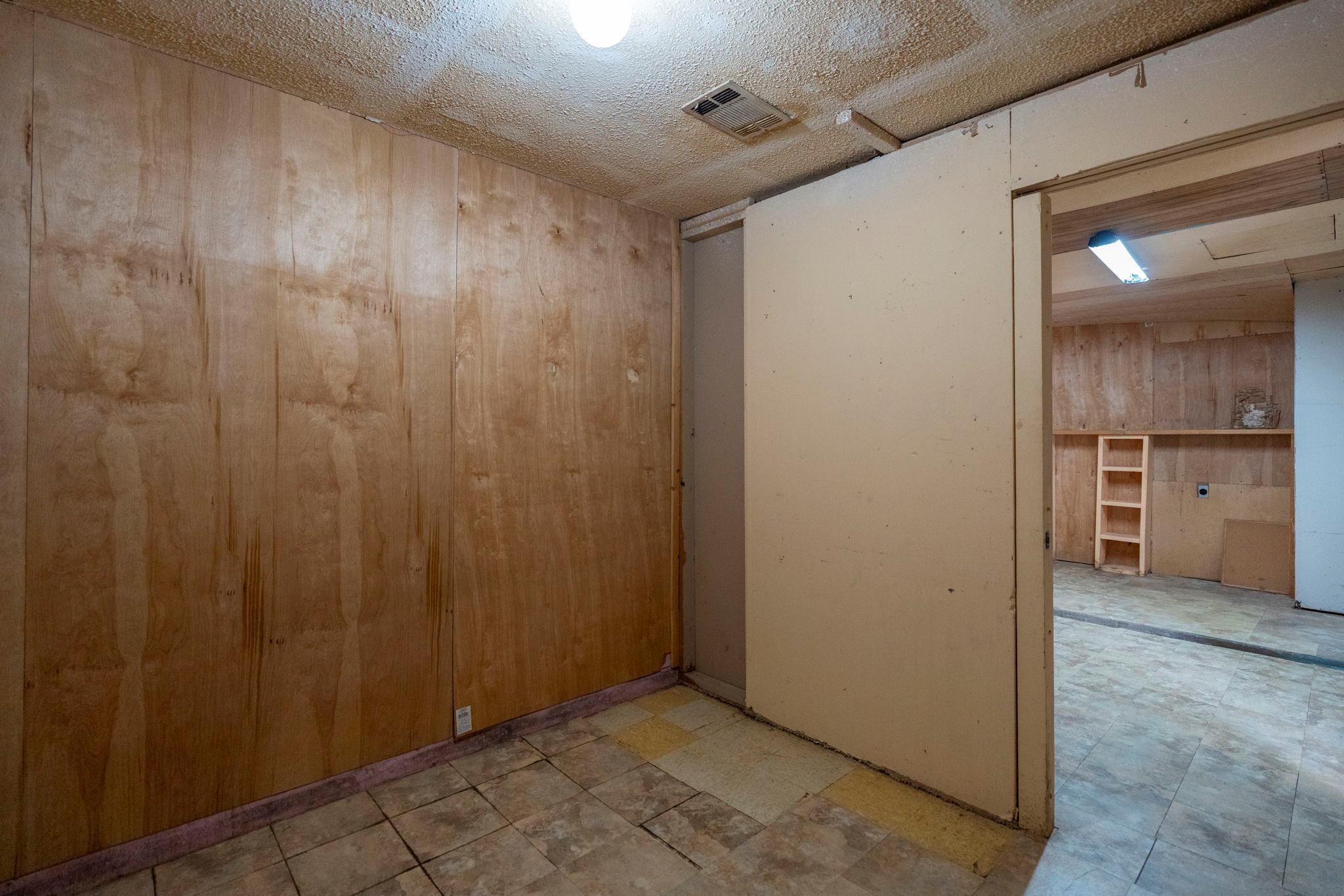 1021  Gardner Rd, photo 12