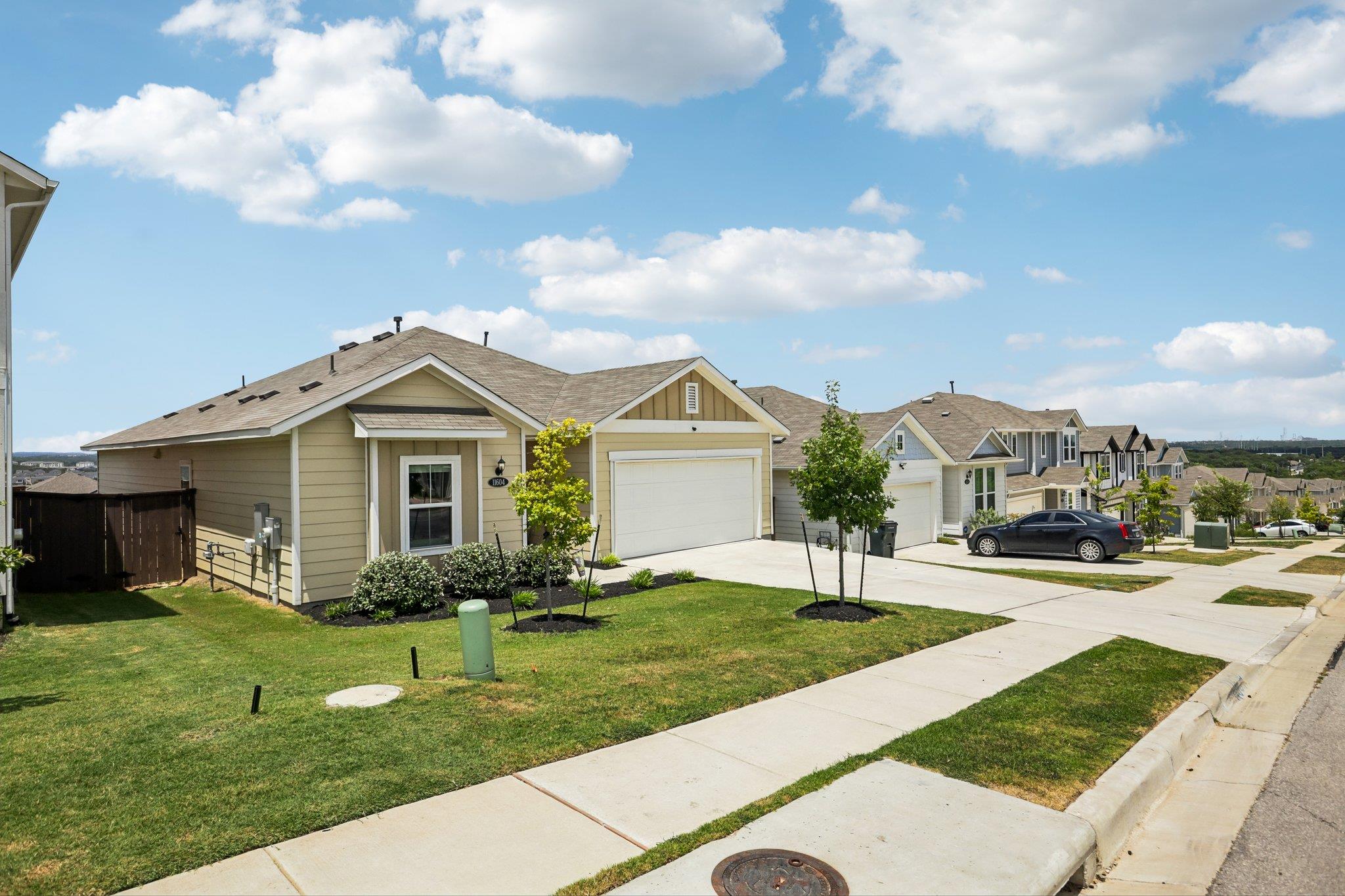 11604  Comano Dr, photo 2