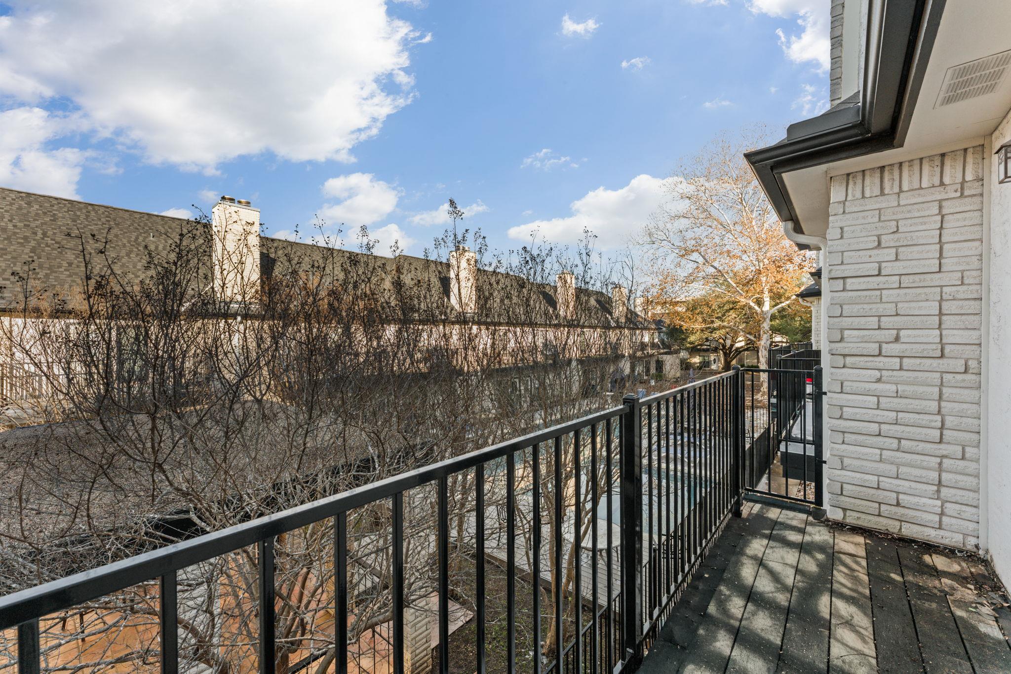1307  Kinney Ave  #124, photo 10