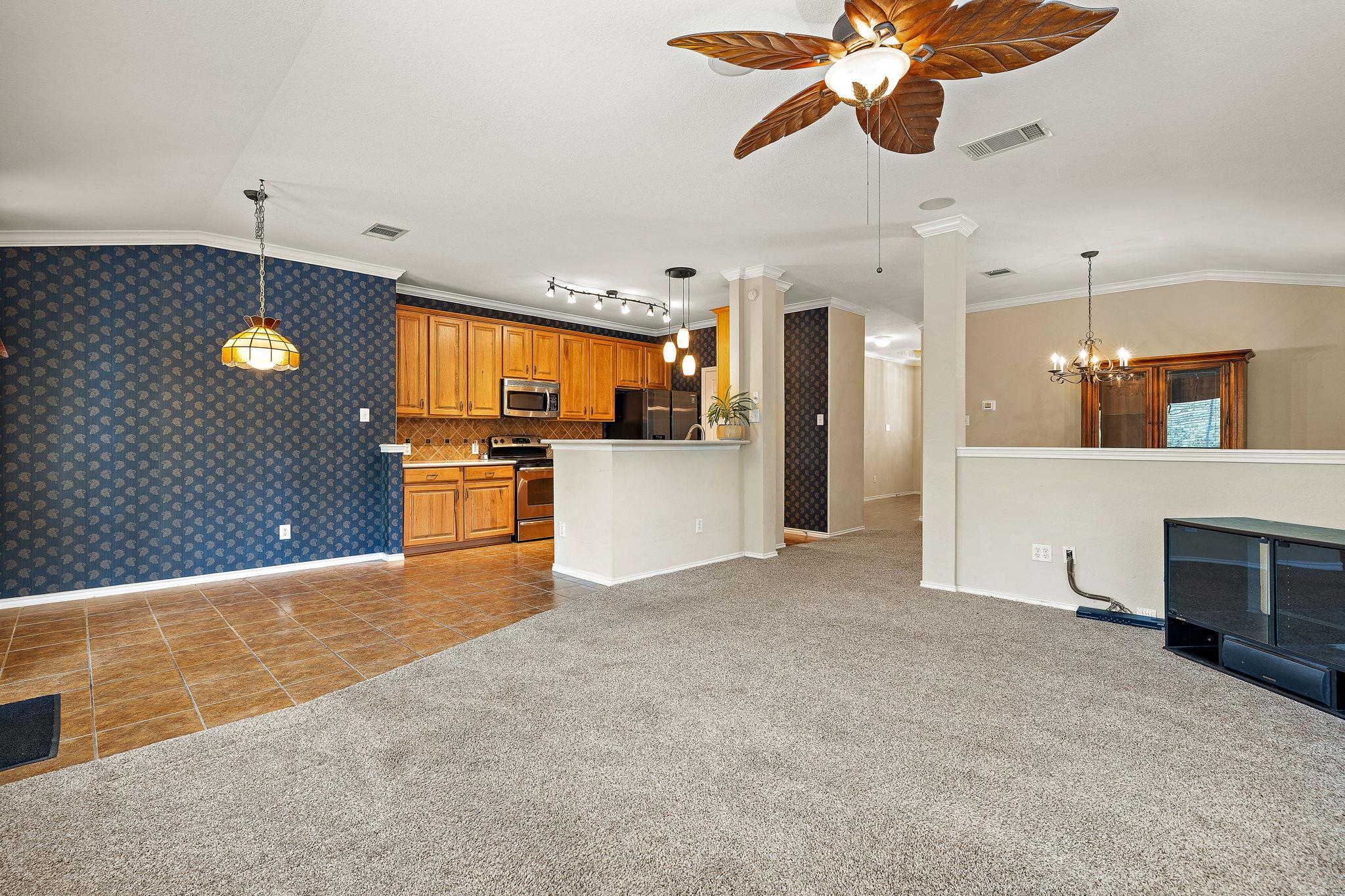 1105  SOUTH BROOK Dr, photo 4