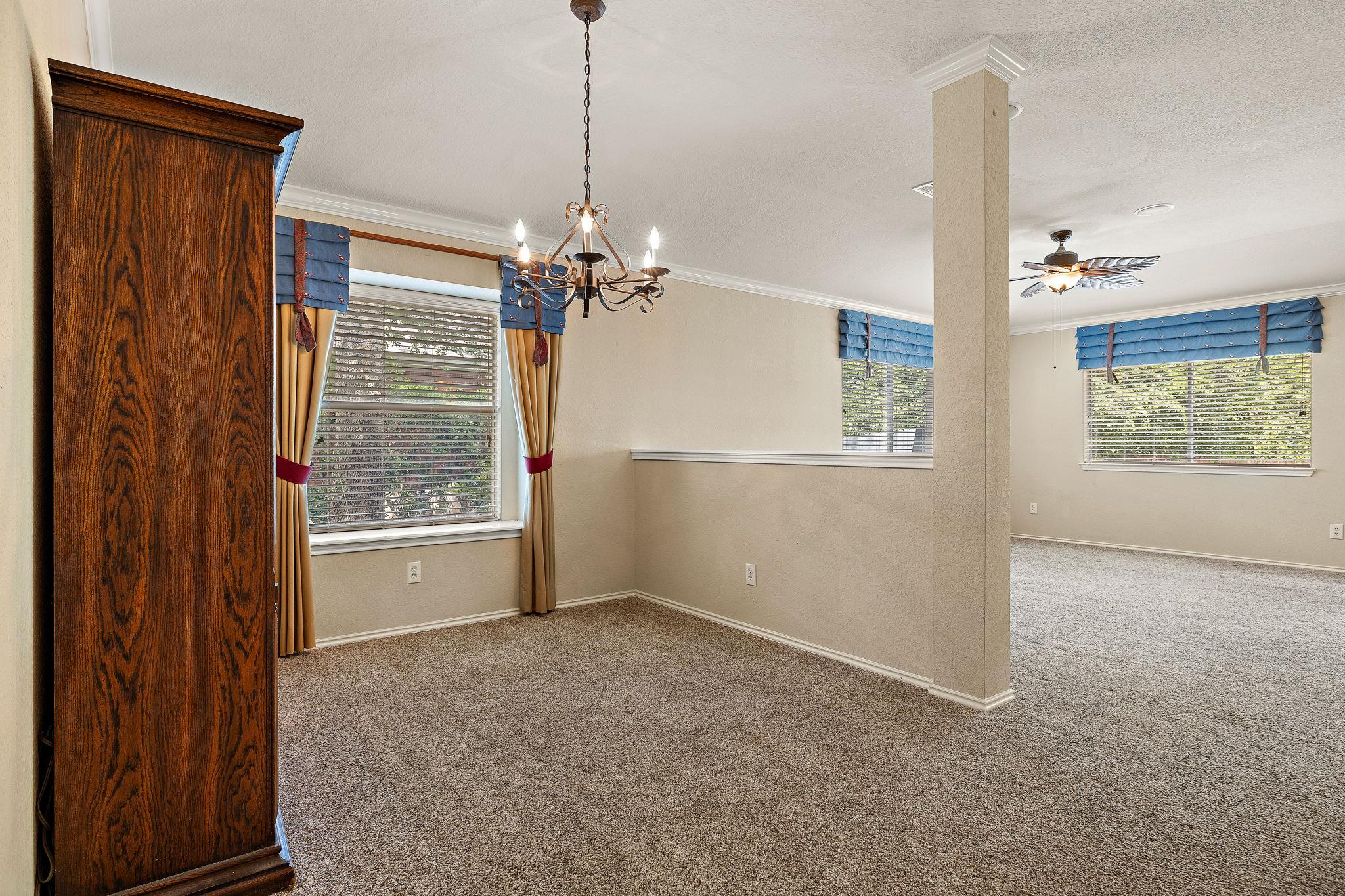 1105  SOUTH BROOK Dr, photo 9