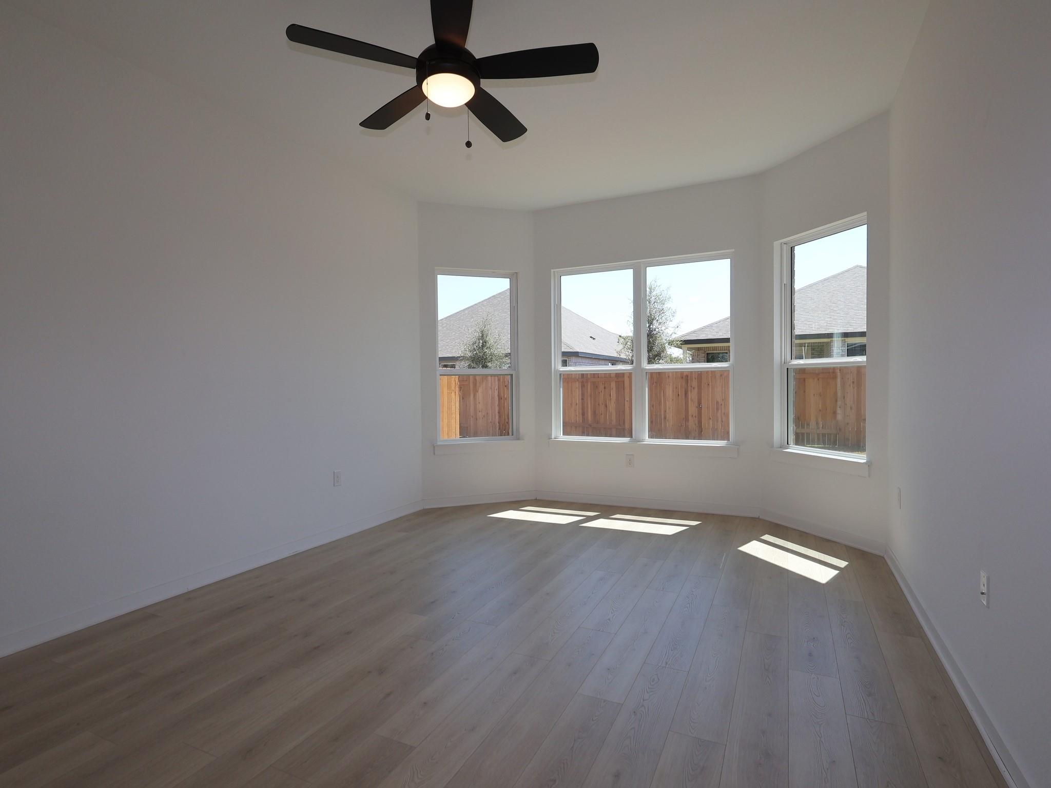 124  Leland Ave, photo 11