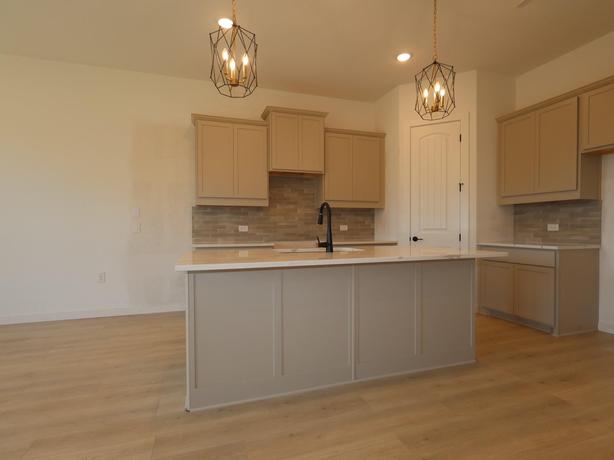 124  Leland Ave, photo 4