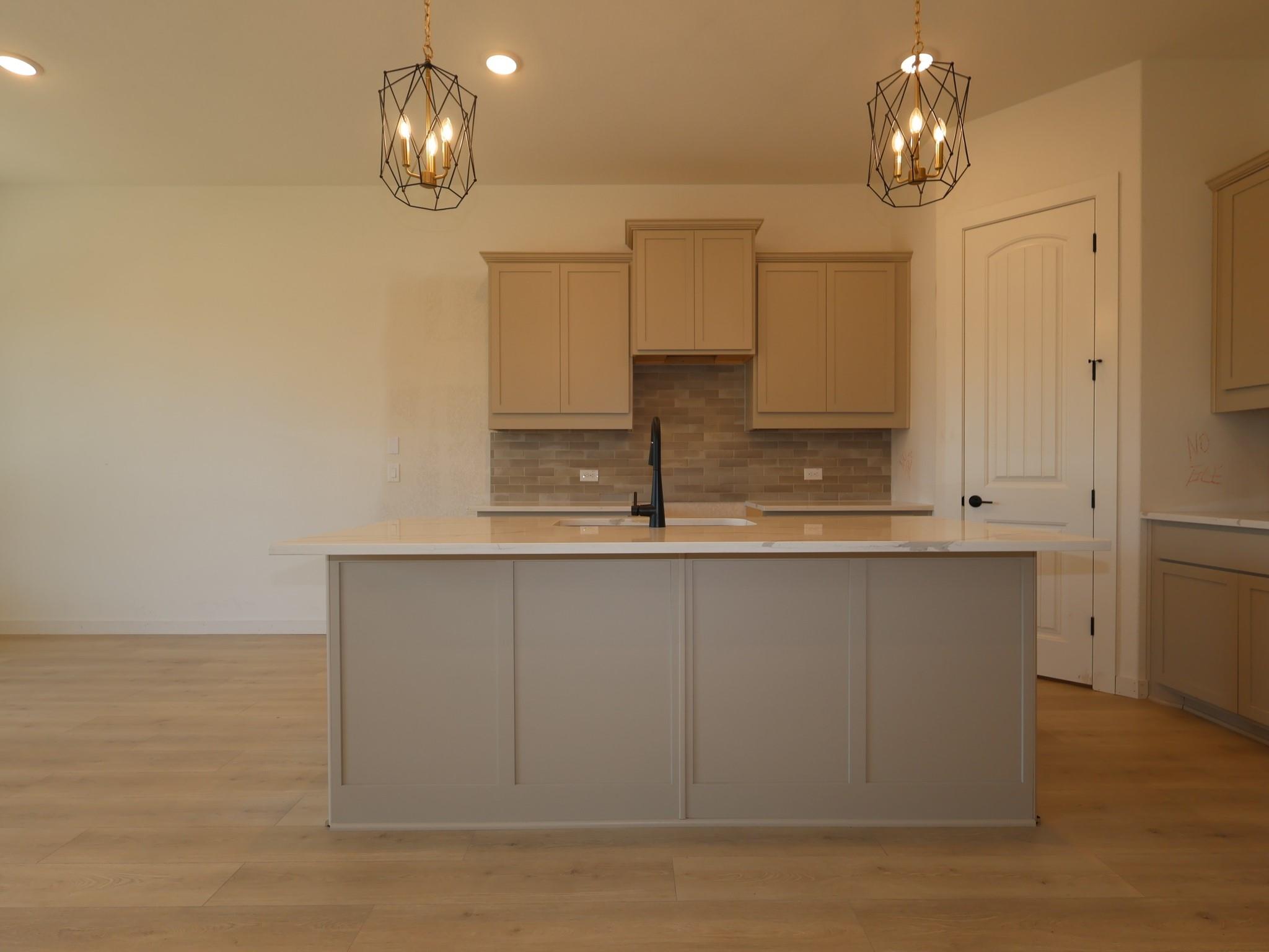 124  Leland Ave, photo 5