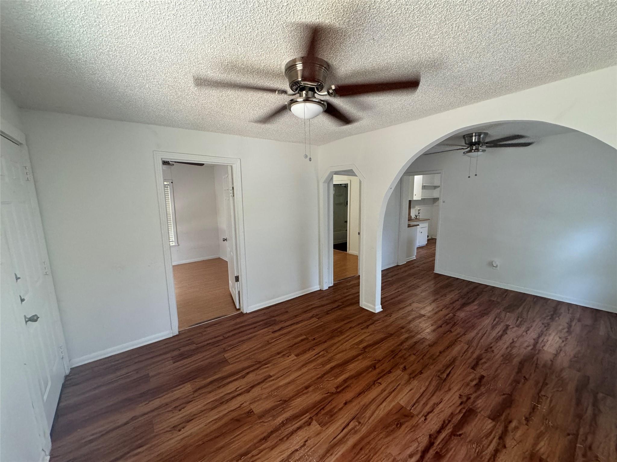 1133  Saucedo St, photo 7