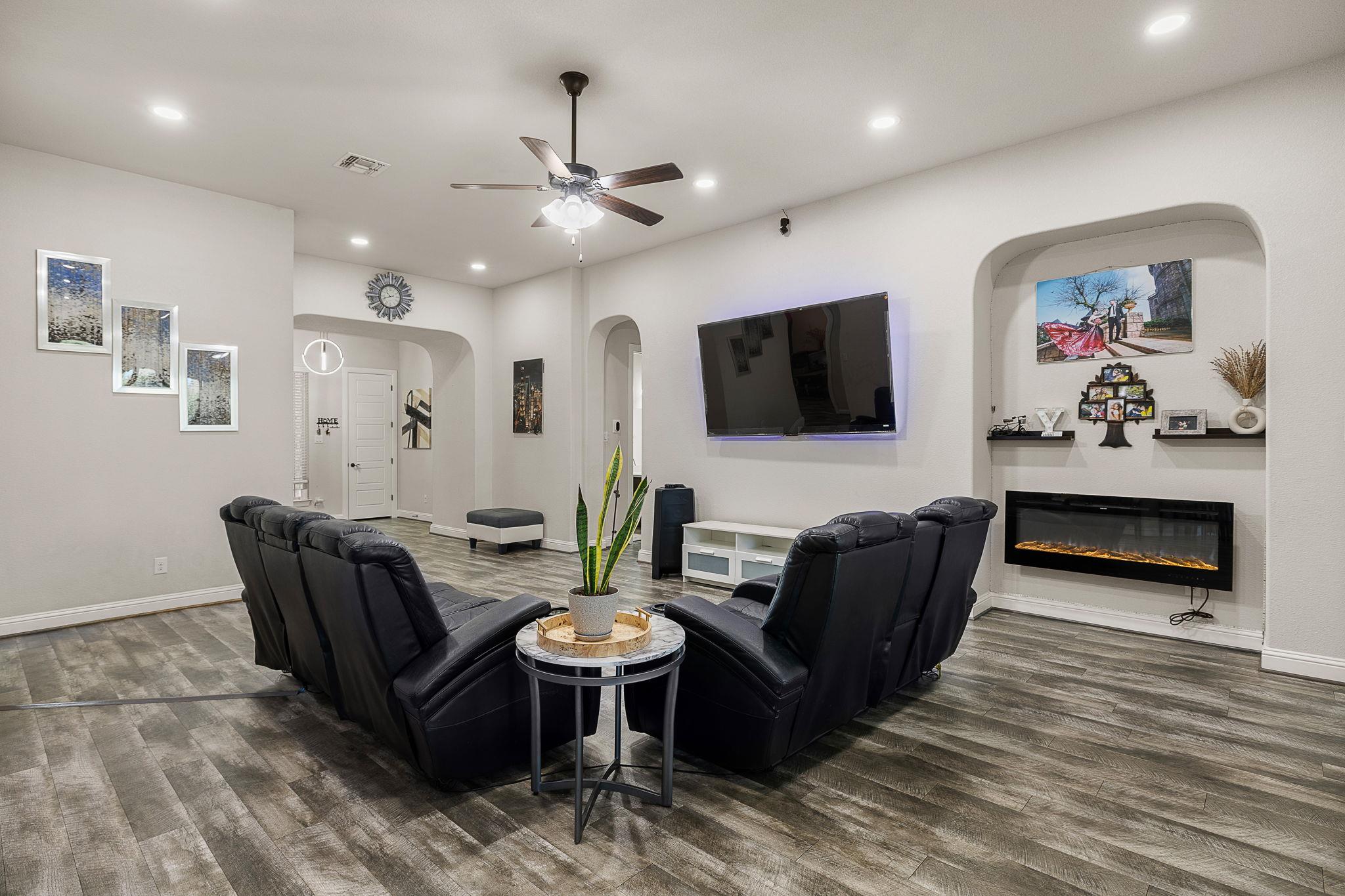 3517  Tree Swallow Way, photo 7