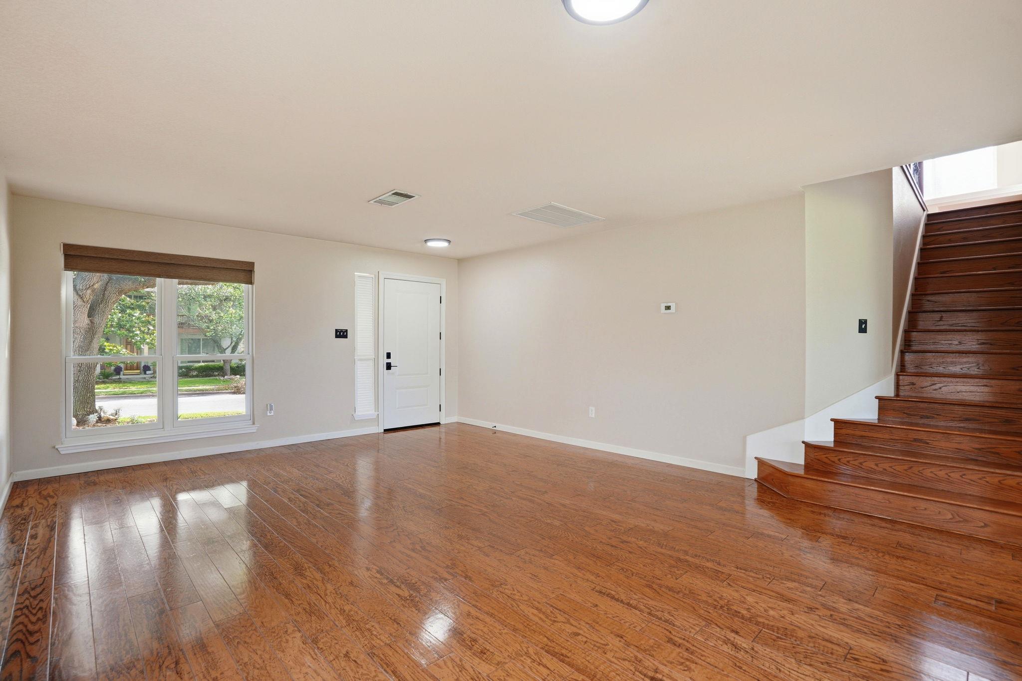 2801  Butler National Dr, photo 5