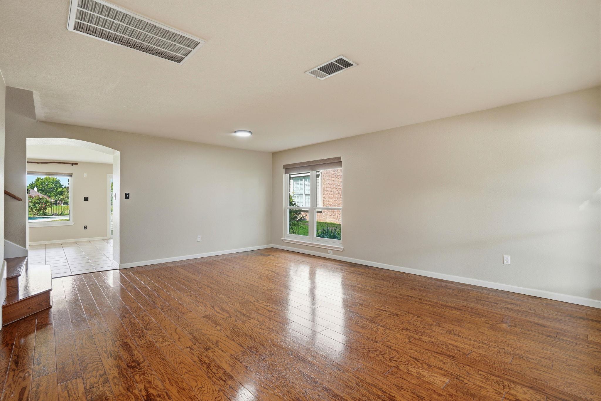 2801  Butler National Dr, photo 6