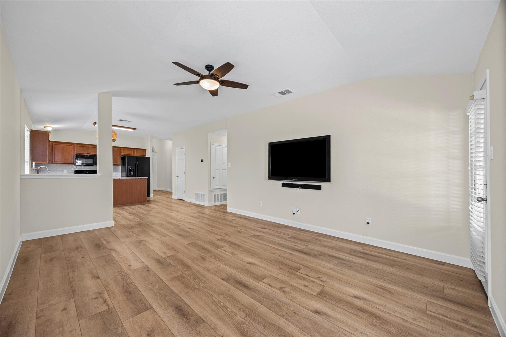 11917  Buzz Schneider Ln, photo 9