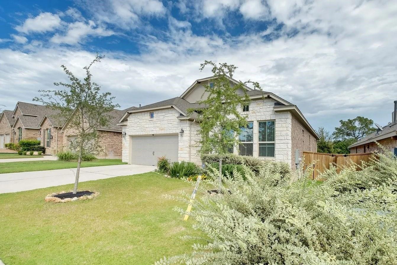 268  Fort Cobb Way, photo 2