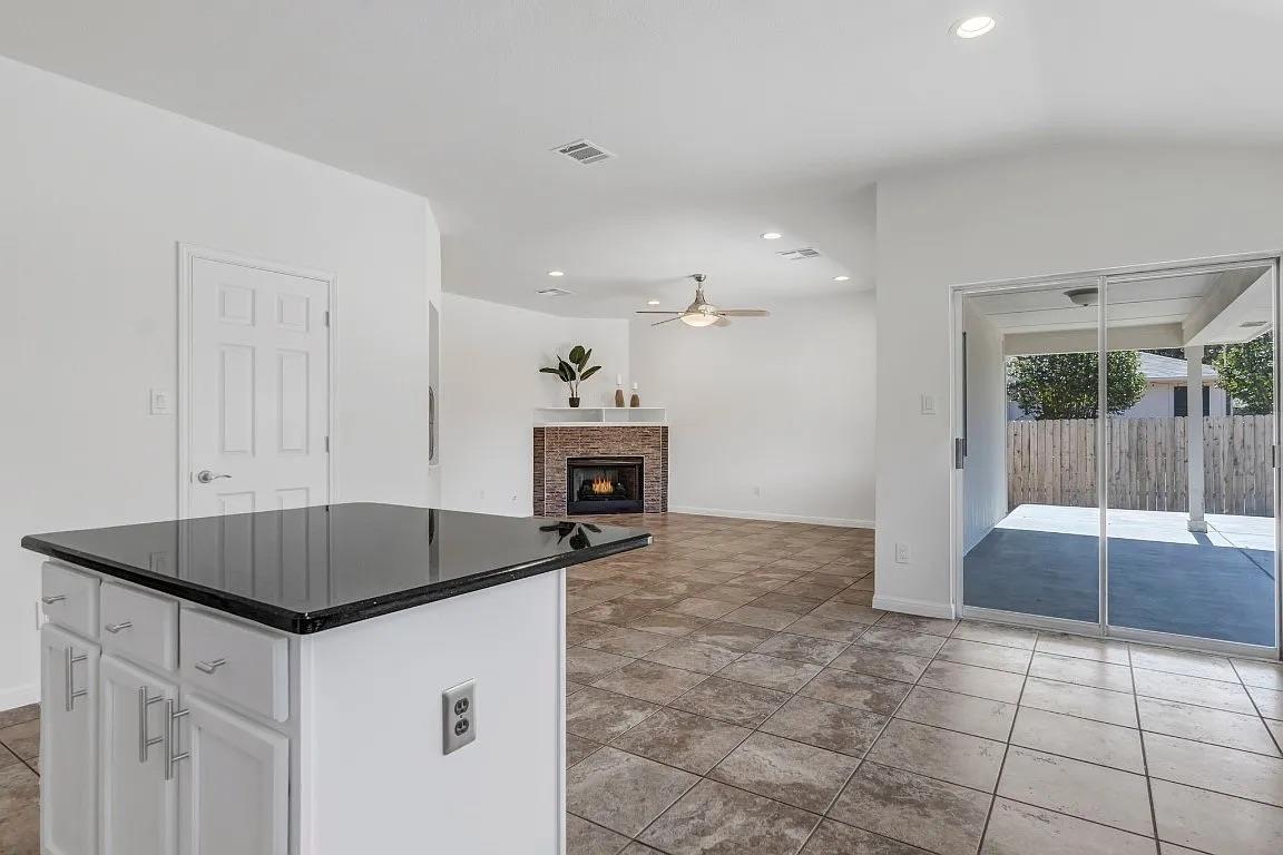 16601  Jadestone Dr, photo 10