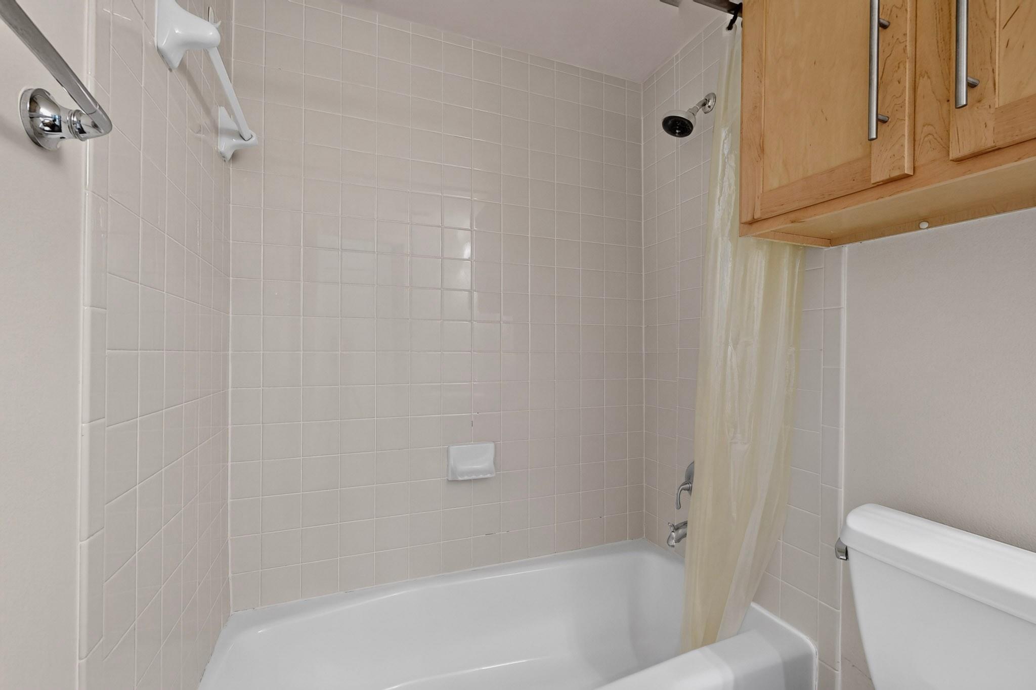 2931 E 12th St  #206, photo 9