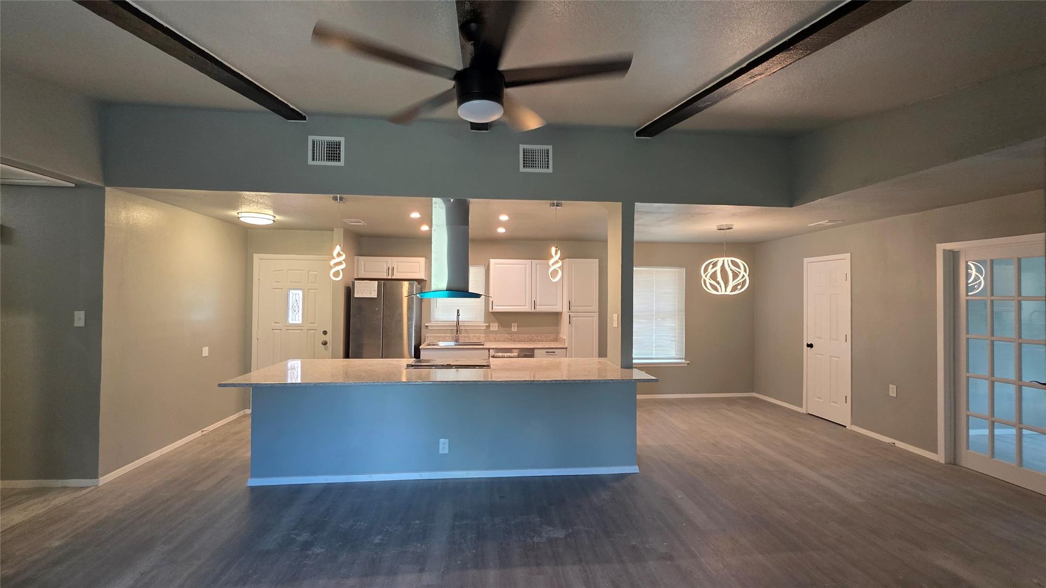 1108  Gobi Dr, photo 2