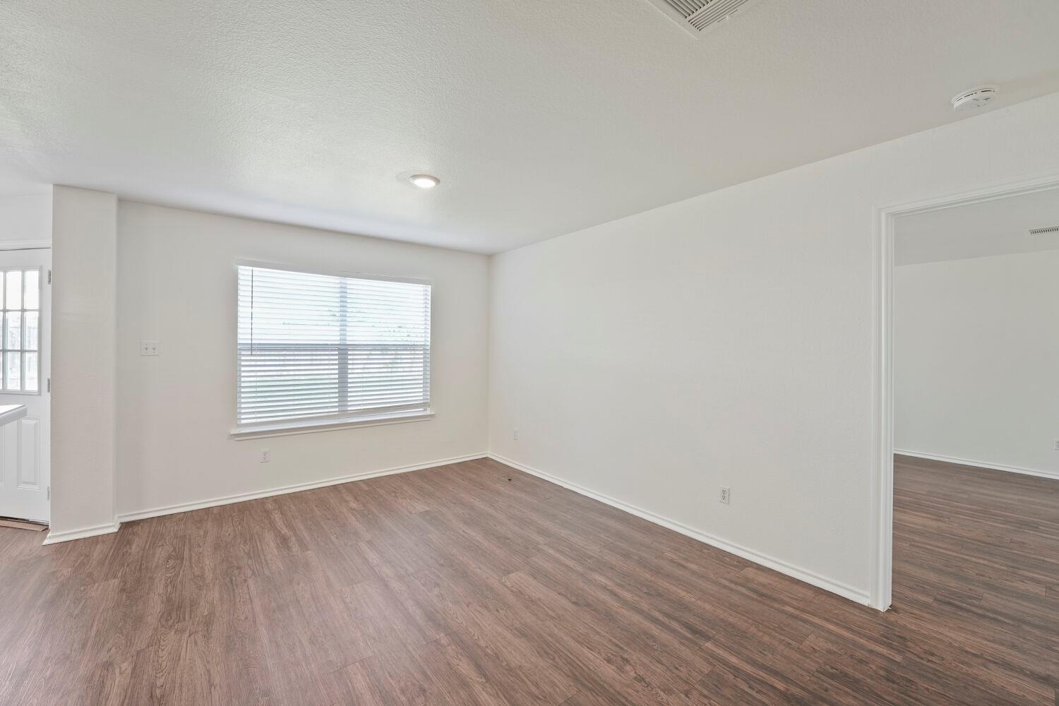 211  Remington Run, photo 10
