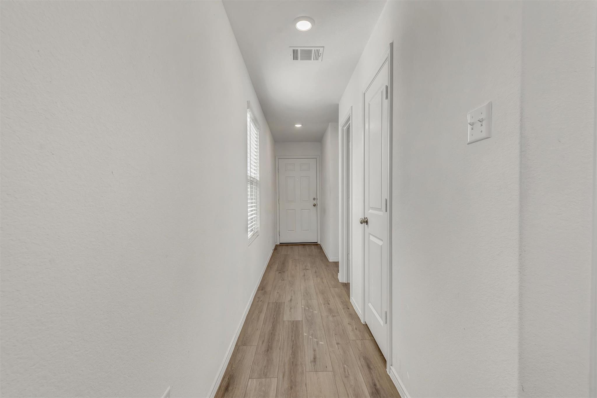 231  Gabbro Gdns, photo 6