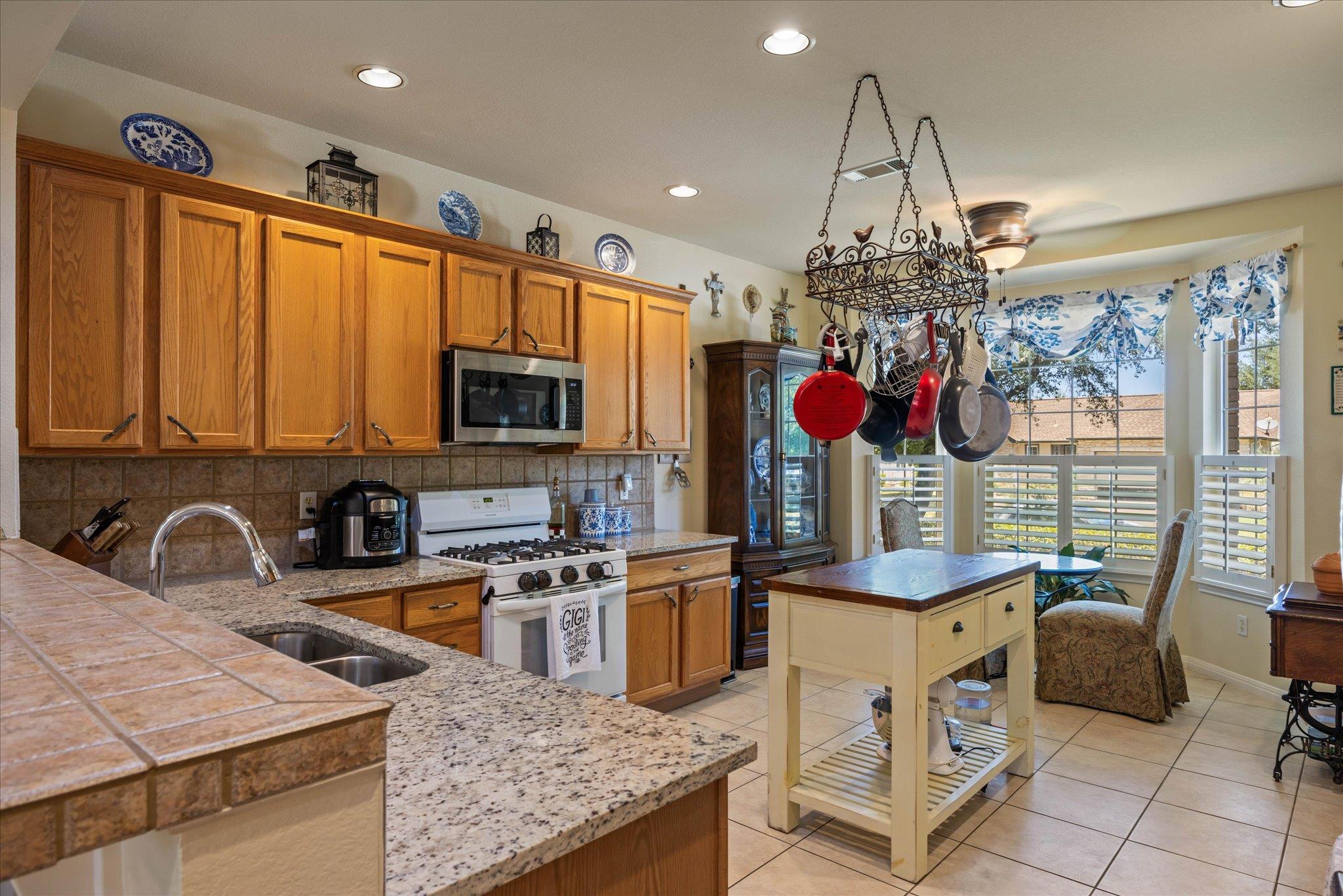120  Nolan Dr, photo 12
