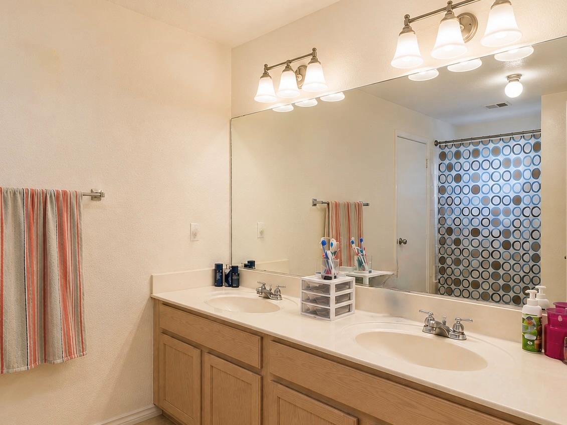 120  Evergreen Cir, photo 5