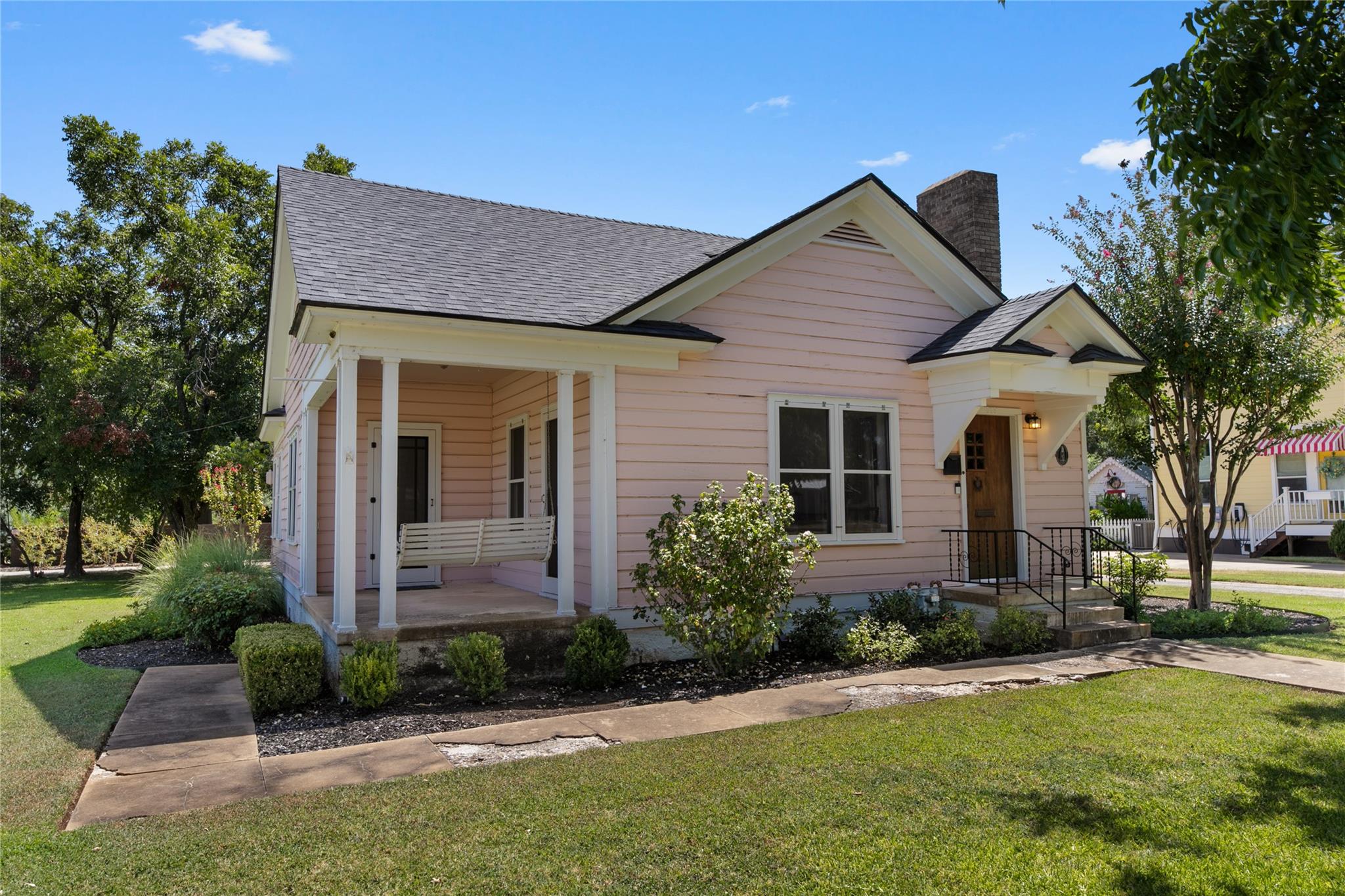 909 E Liberty Ave, photo 2