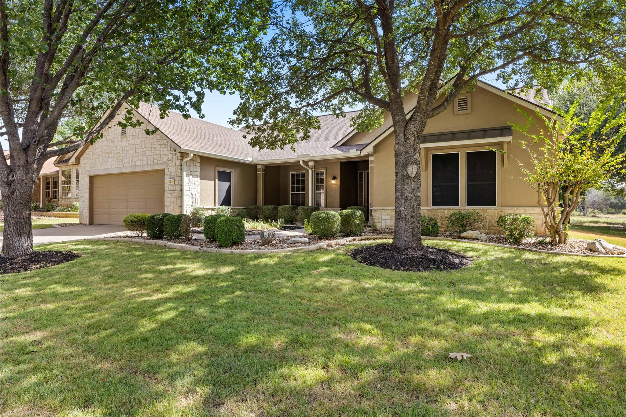 124  Cold Springs Dr, photo 3