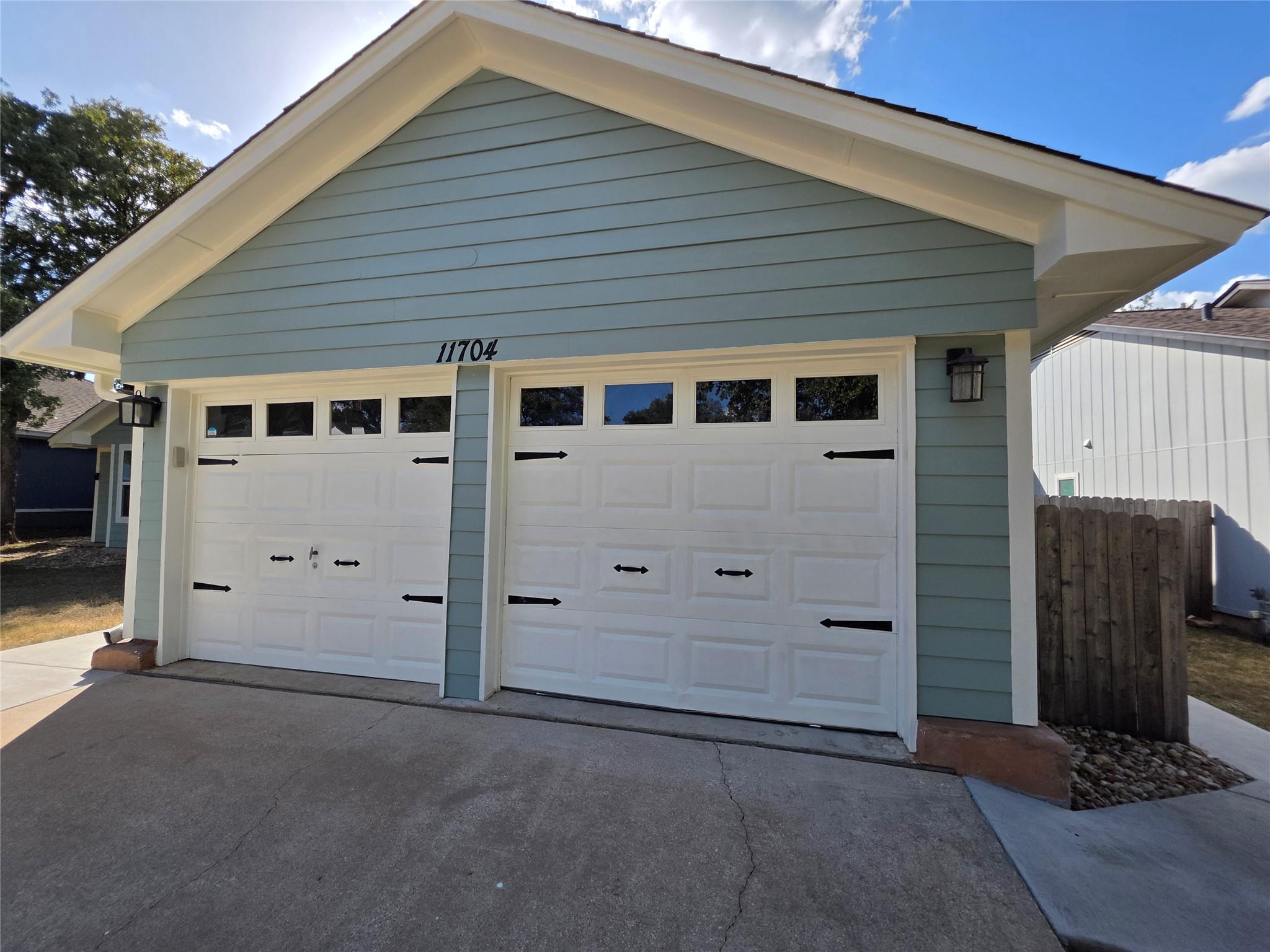 11704  Tanglebriar Trl, photo 2