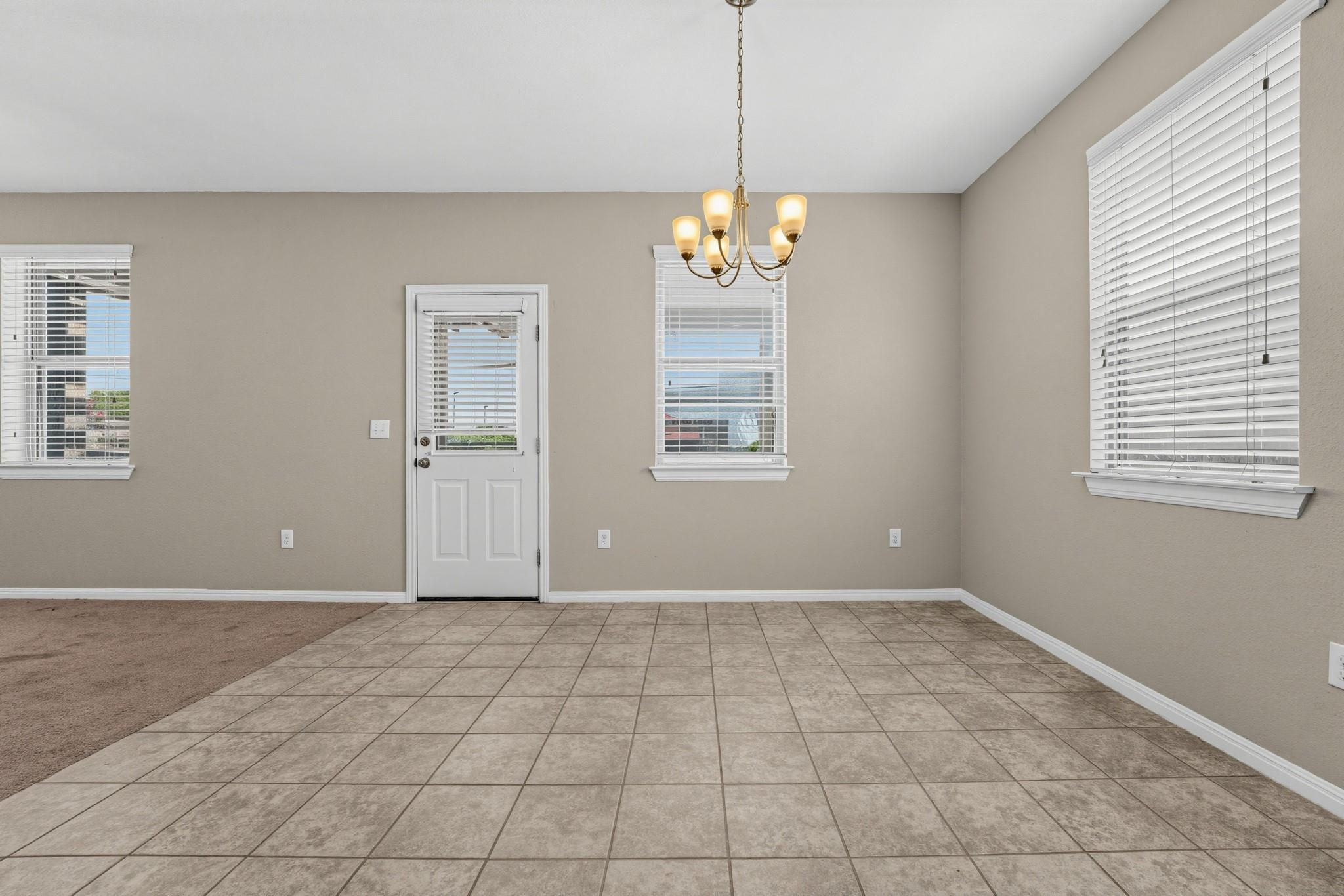 266  Twisted Oaks Ln, photo 10