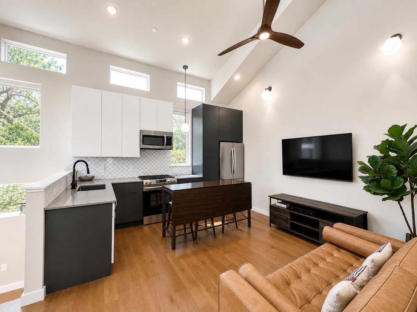 913  Duncan Ln  #201, photo 4