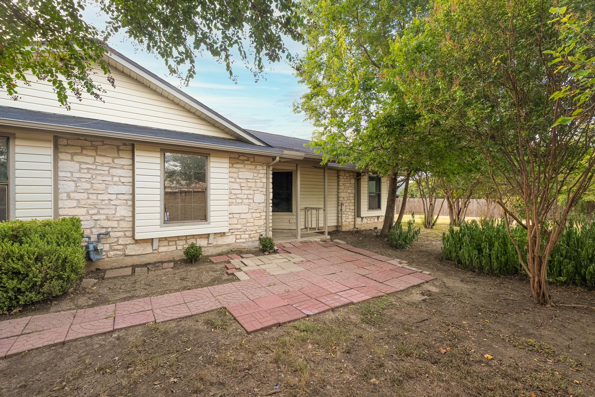 1201  Wayne Dr, photo 8