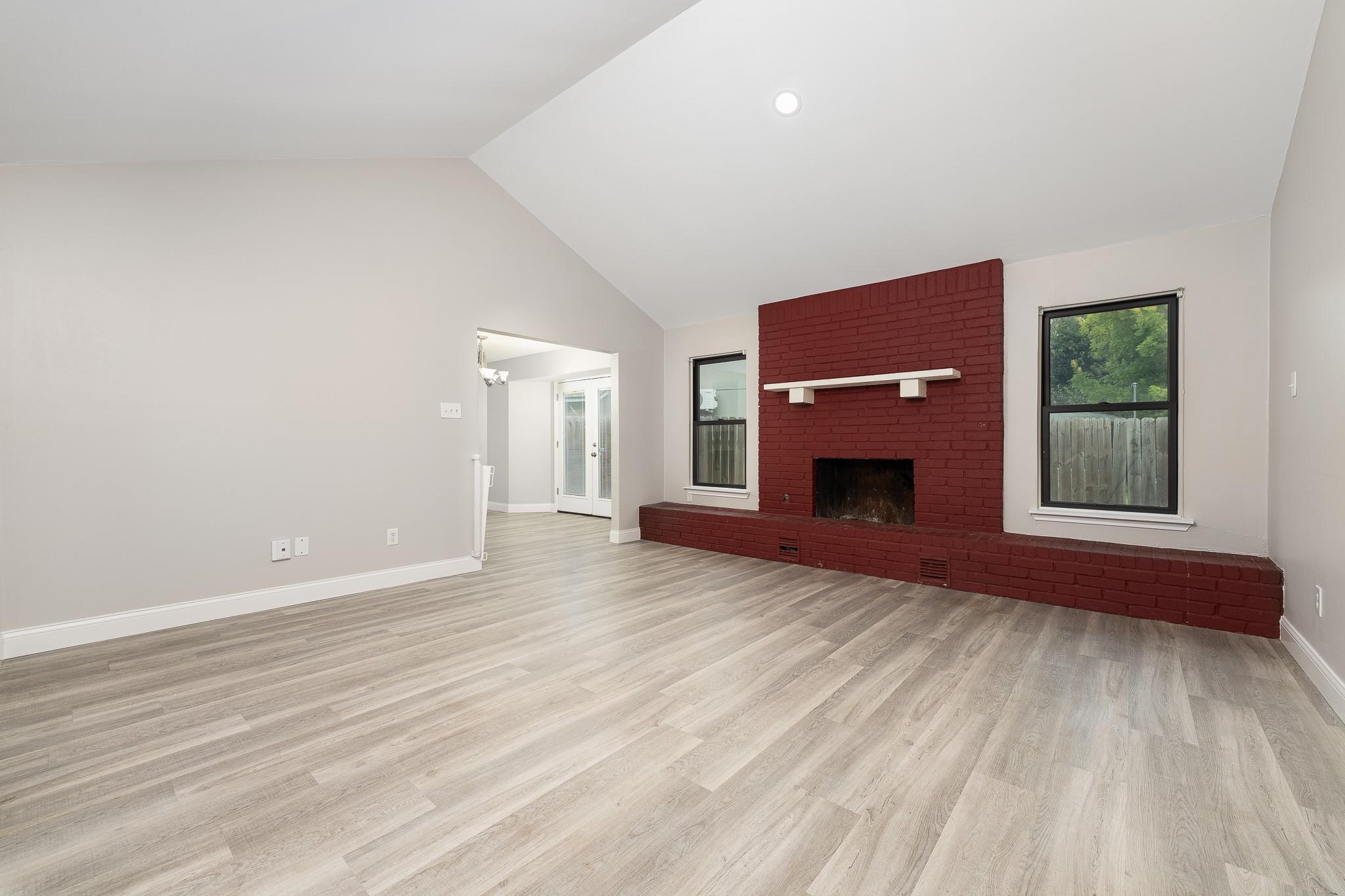 1201  Wayne Dr, photo 10