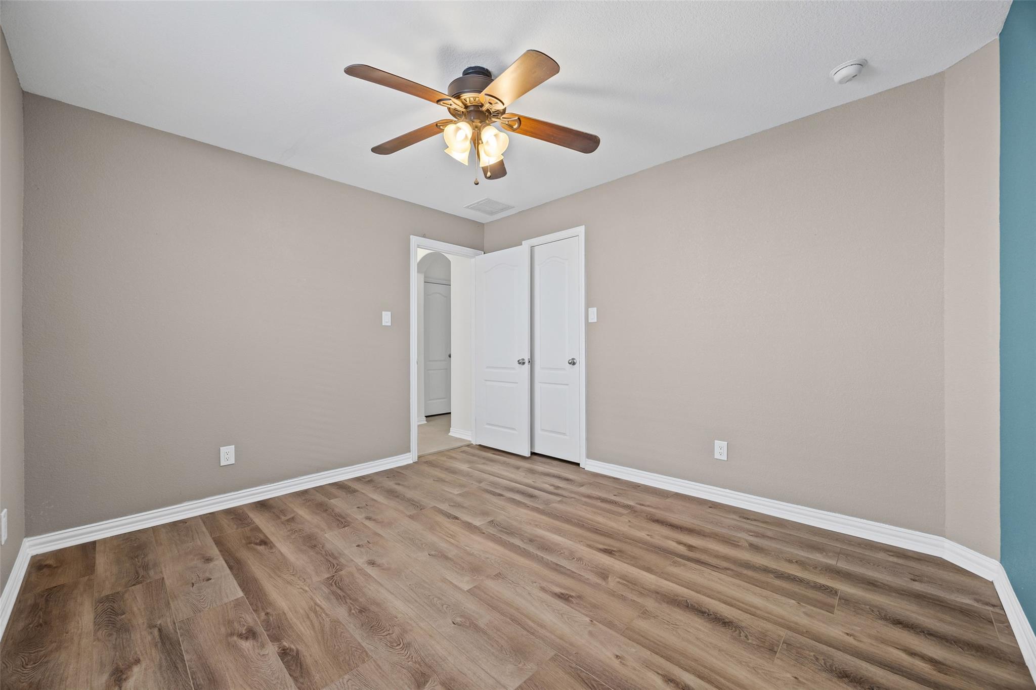 229  Wicker Park Way, photo 7