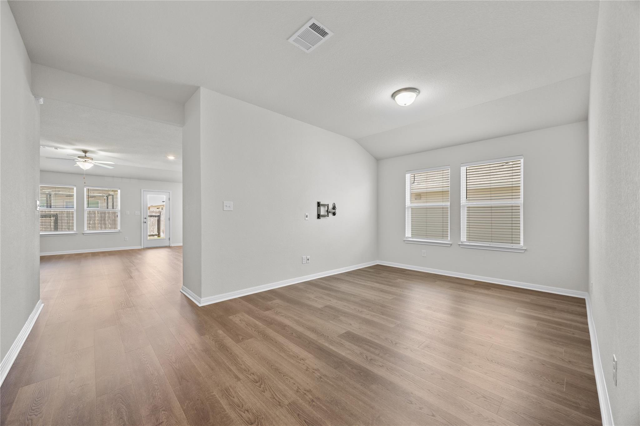 413  Windy Reed Rd, photo 8