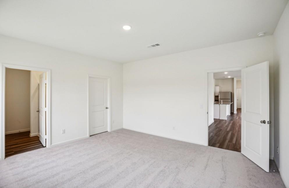 328 Sieders St photo 7