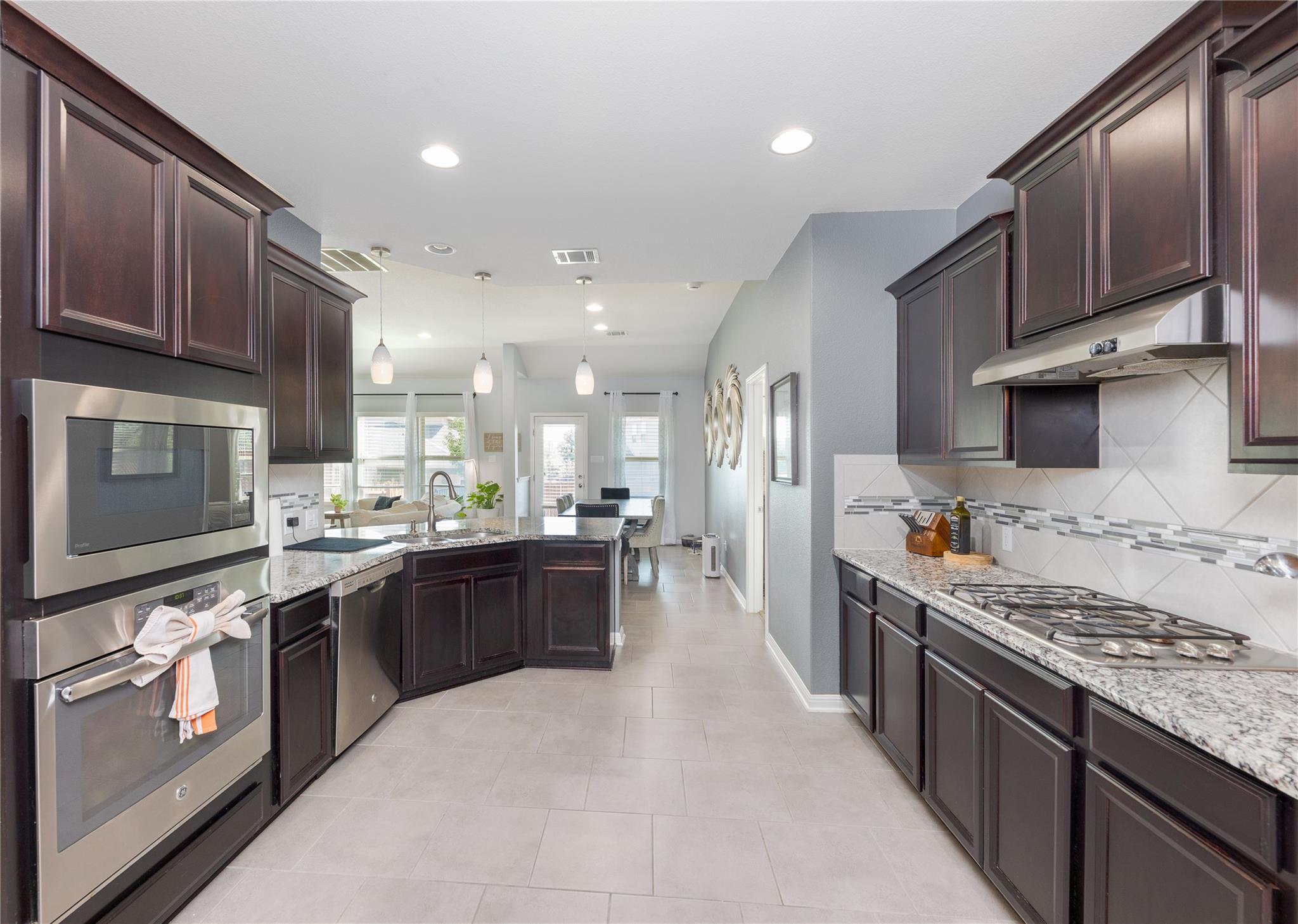 1309  Daylily Loop, photo 11